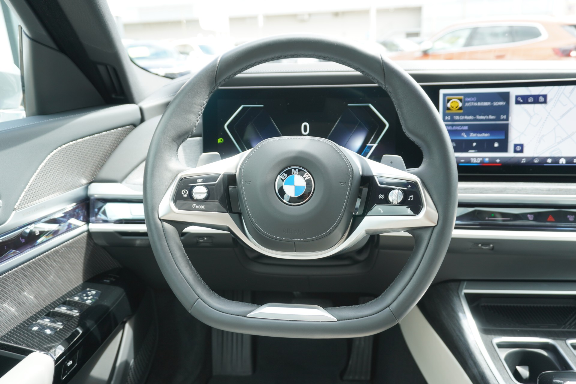 BMW 740d xDrive 48V Steptronic LUXURY!!!-image-19
