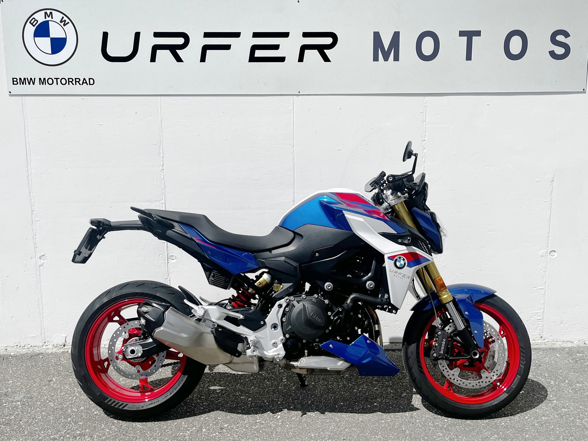 BMW F 900 R