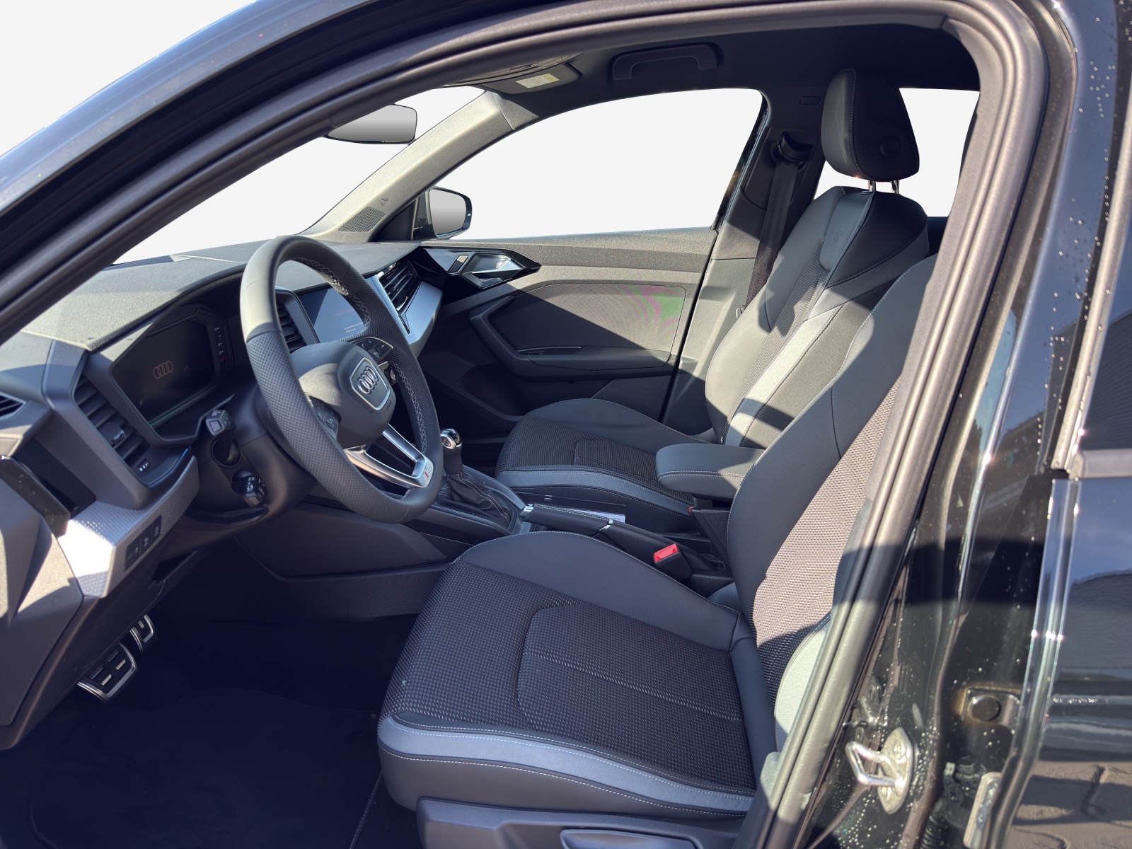 AUDI A1 Sportback 30 TFSI S Line Attraction S-tronic-image-7