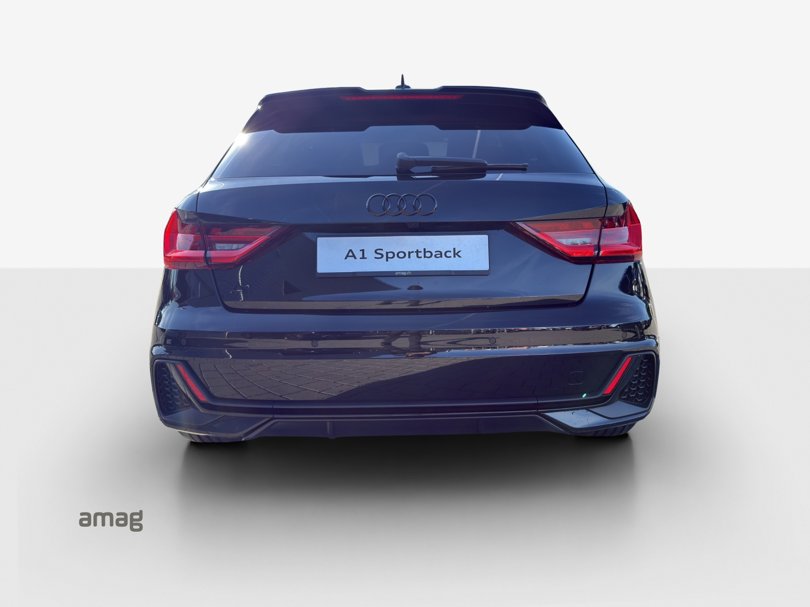 AUDI A1 Sportback 30 TFSI S Line Attraction S-tronic-image-3