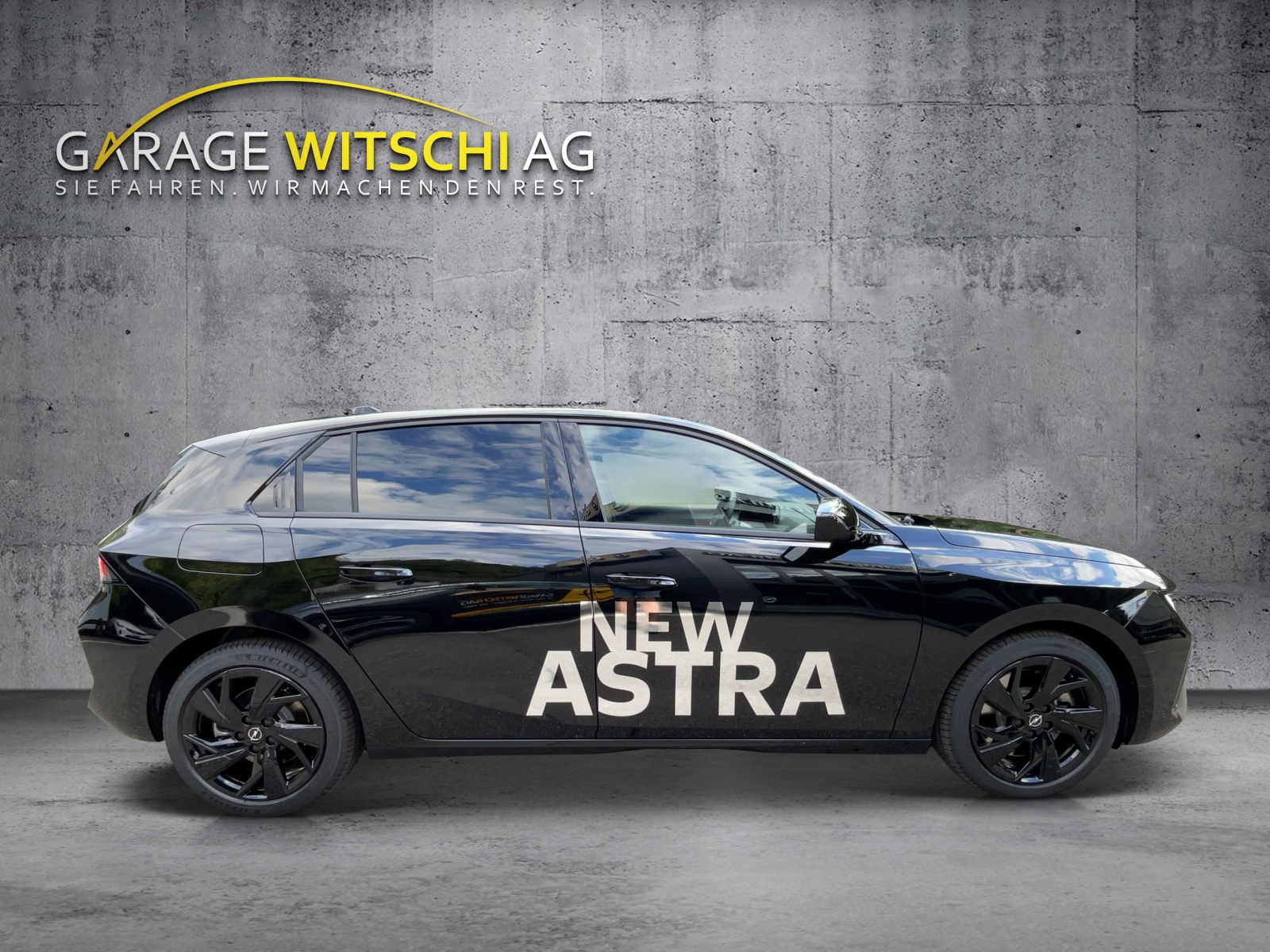 OPEL Astra L 1.6 Turbo PHEV Swiss Plus HYBRID-showroom-element-3