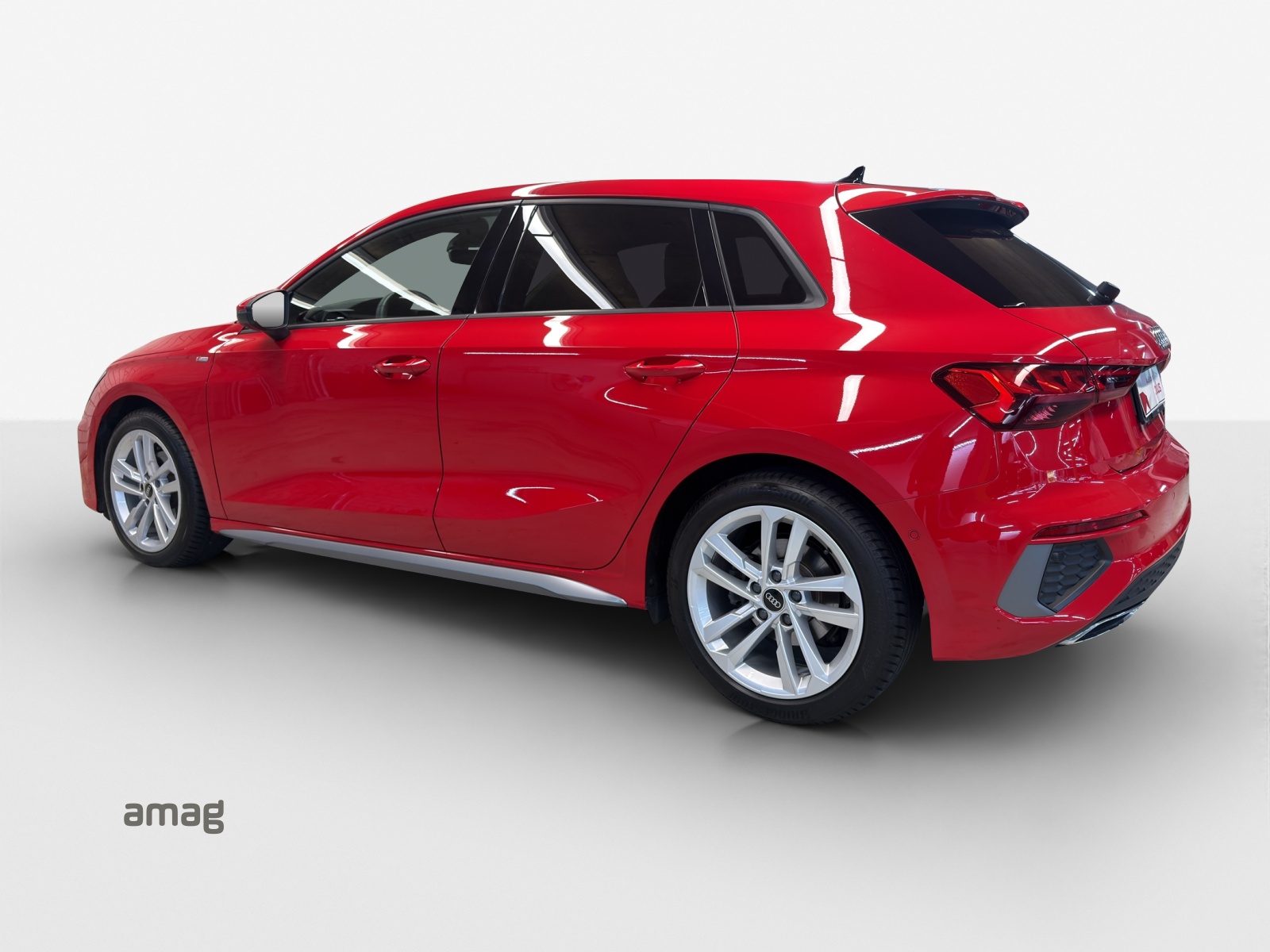 AUDI A3 Sportback 35 TFSI S line Attraction S-tronic-image-2