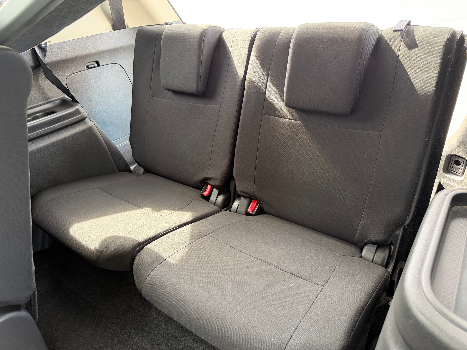 MITSUBISHI Outlander 2.0 Value 4WD CVT-image-6