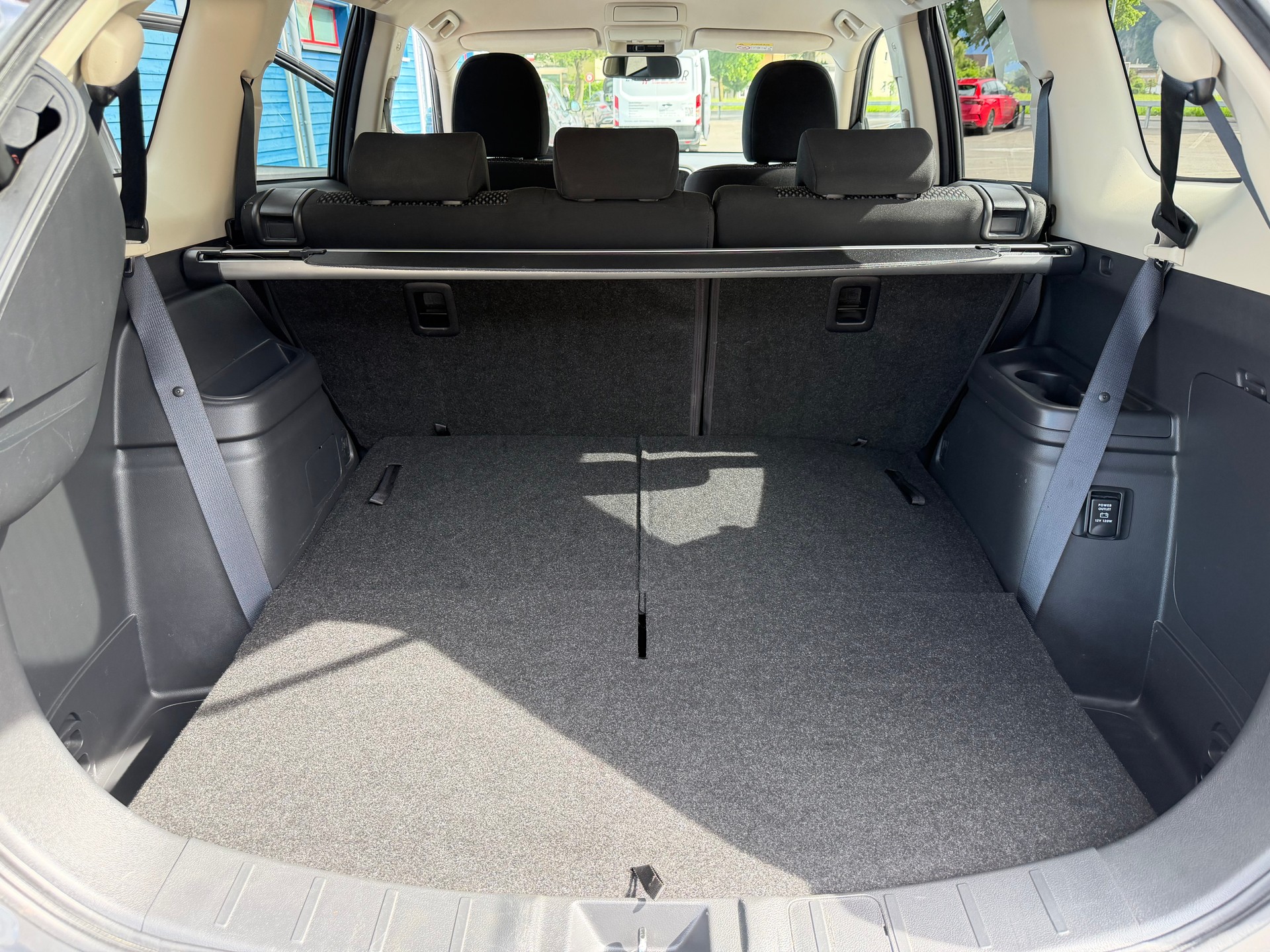 MITSUBISHI Outlander 2.0 Value 4WD CVT-image-8