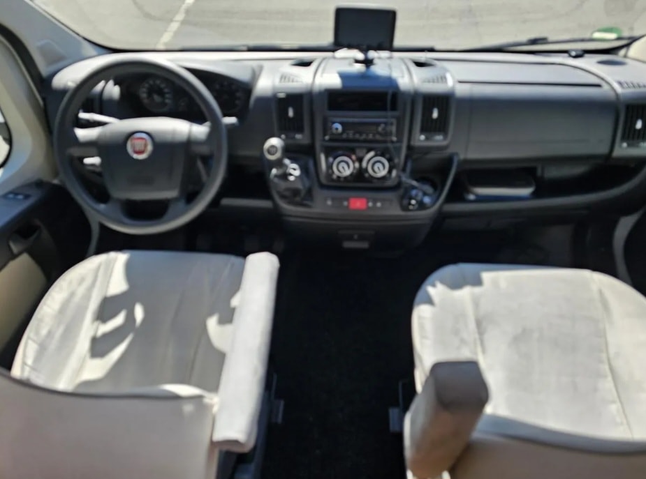 FIAT Carado Capron T 337-image-13