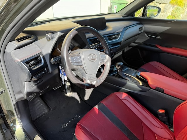LEXUS 250h F-Sport-image-6