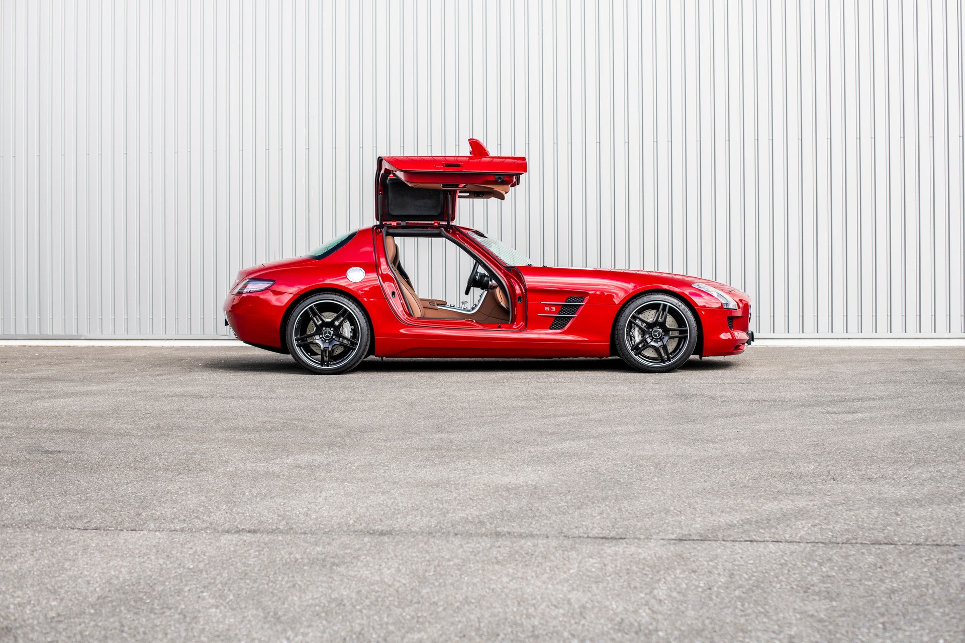 MERCEDES-BENZ SLS 63 AMG Speedshift-image-3