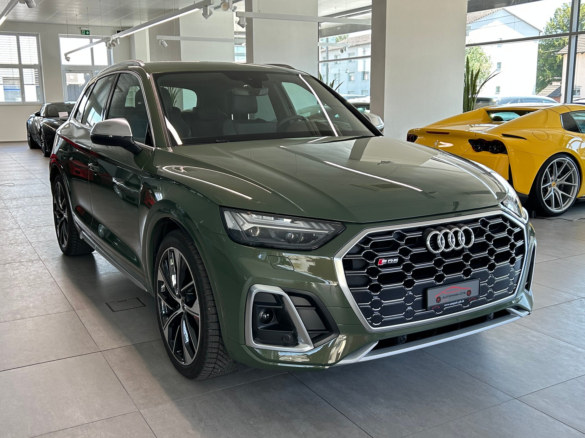 AUDI SQ5 TDI quattro tiptronic-image-1