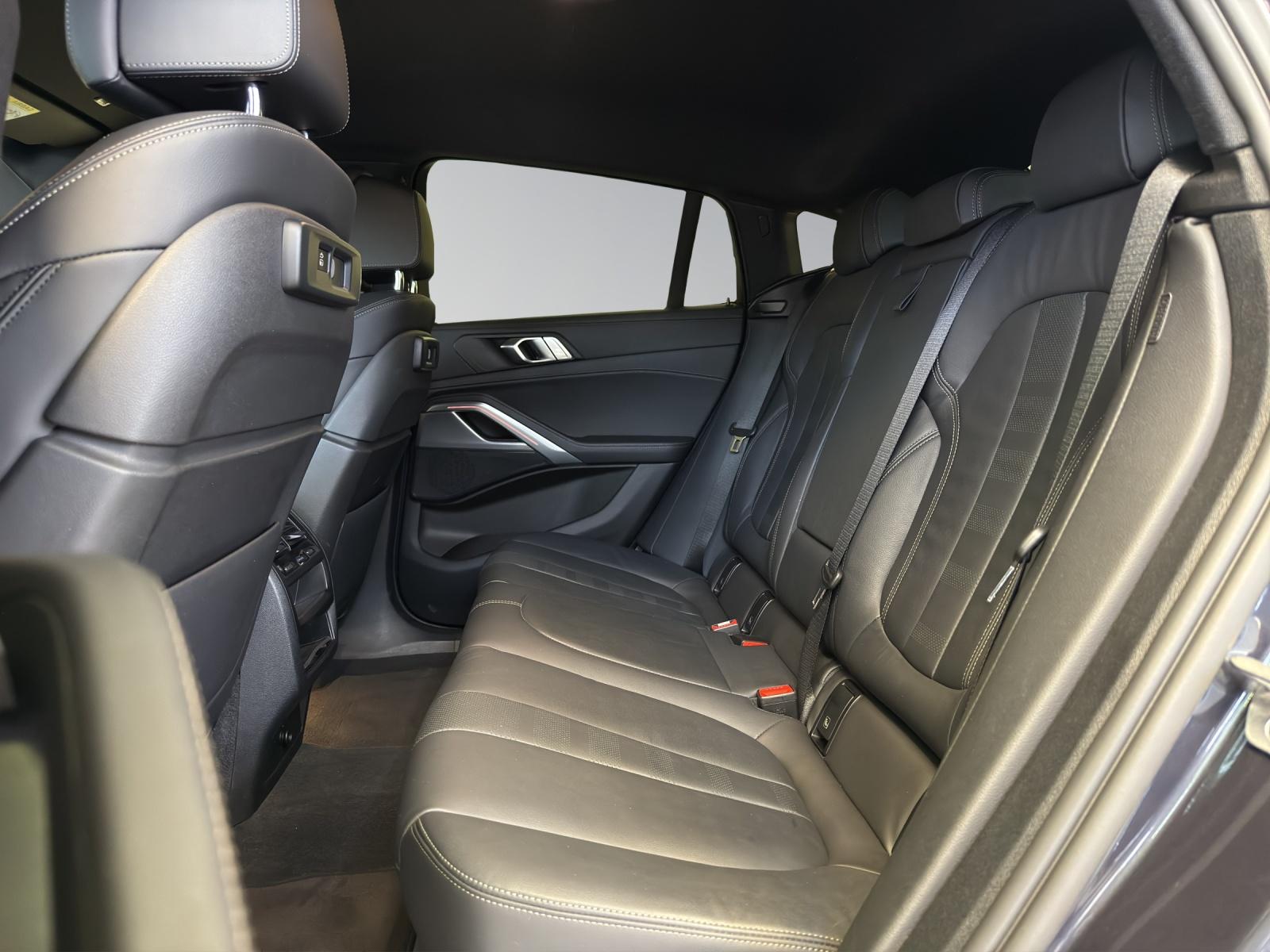 BMW X6 30d xDrive M-SportPaket-image-17