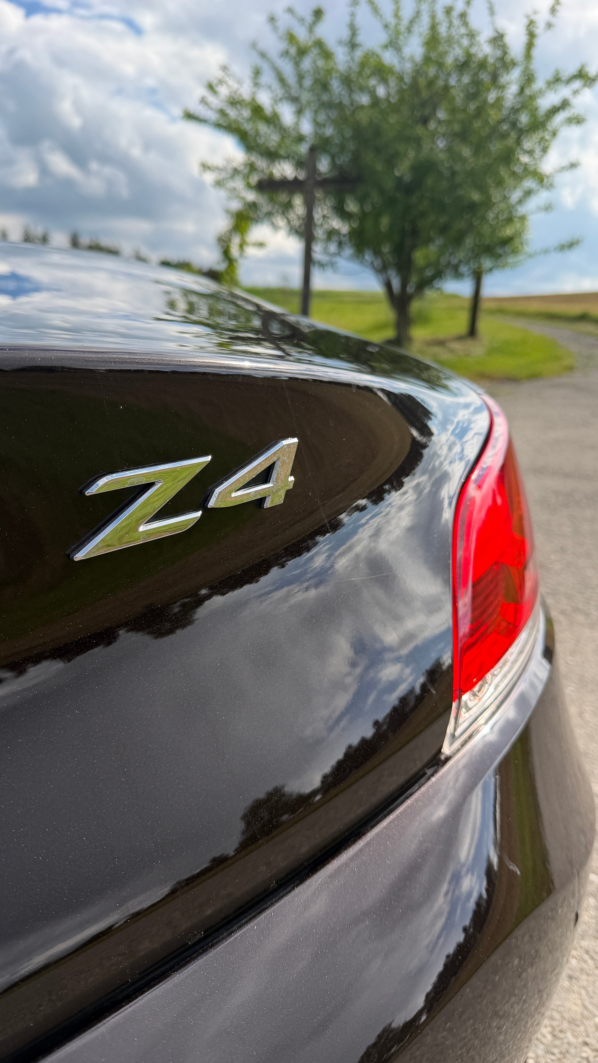 BMW Z4 20i sDrive-image-4