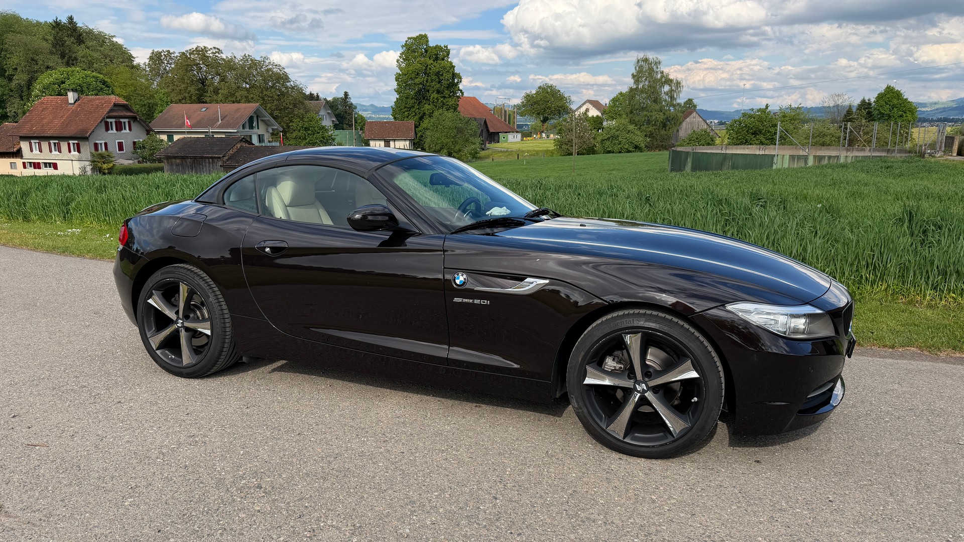 BMW Z4 20i sDrive-image-2