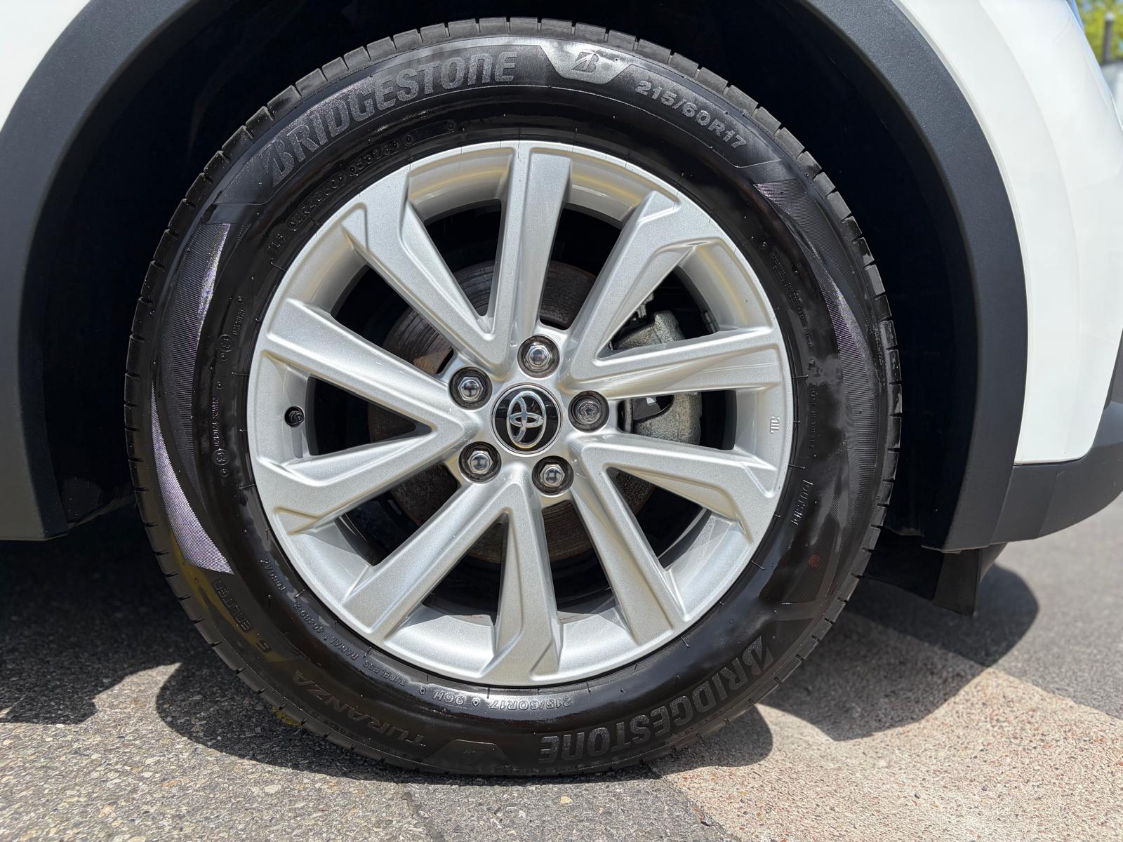 TOYOTA C-HR 1.8 HSD CVT Comfort-image-6