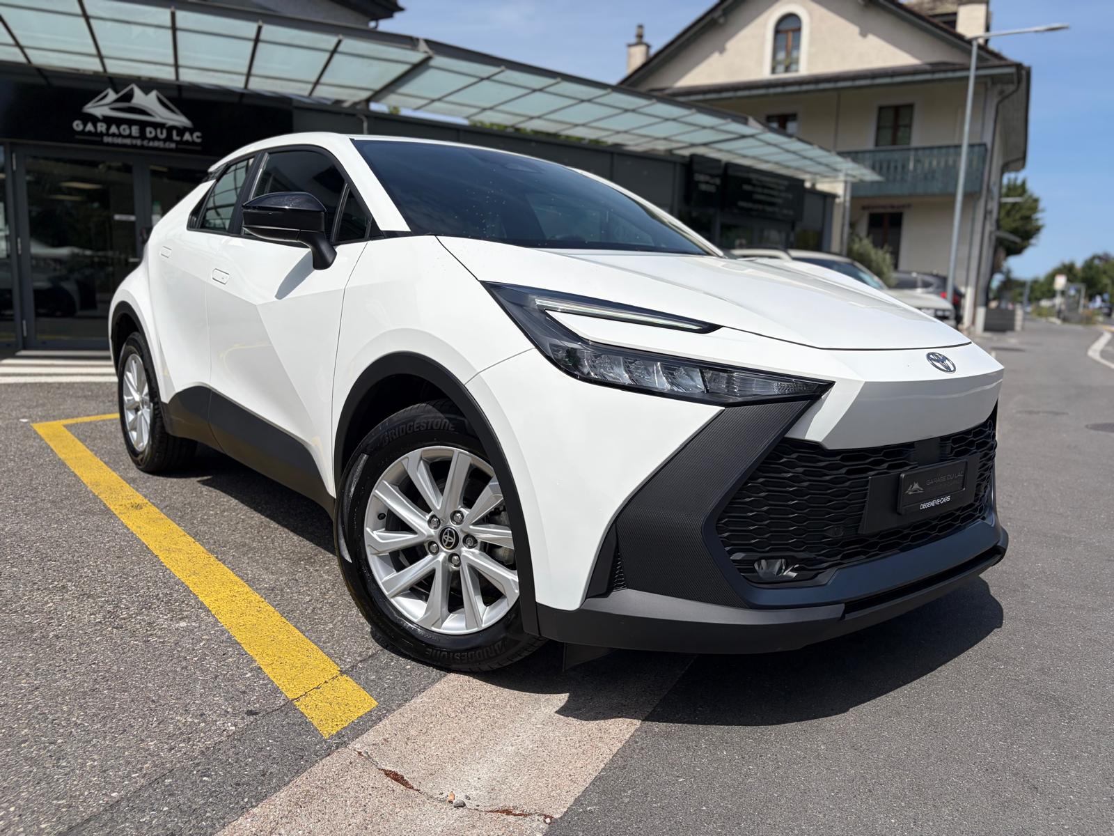 TOYOTA C-HR 1.8 HSD CVT Comfort-image-0