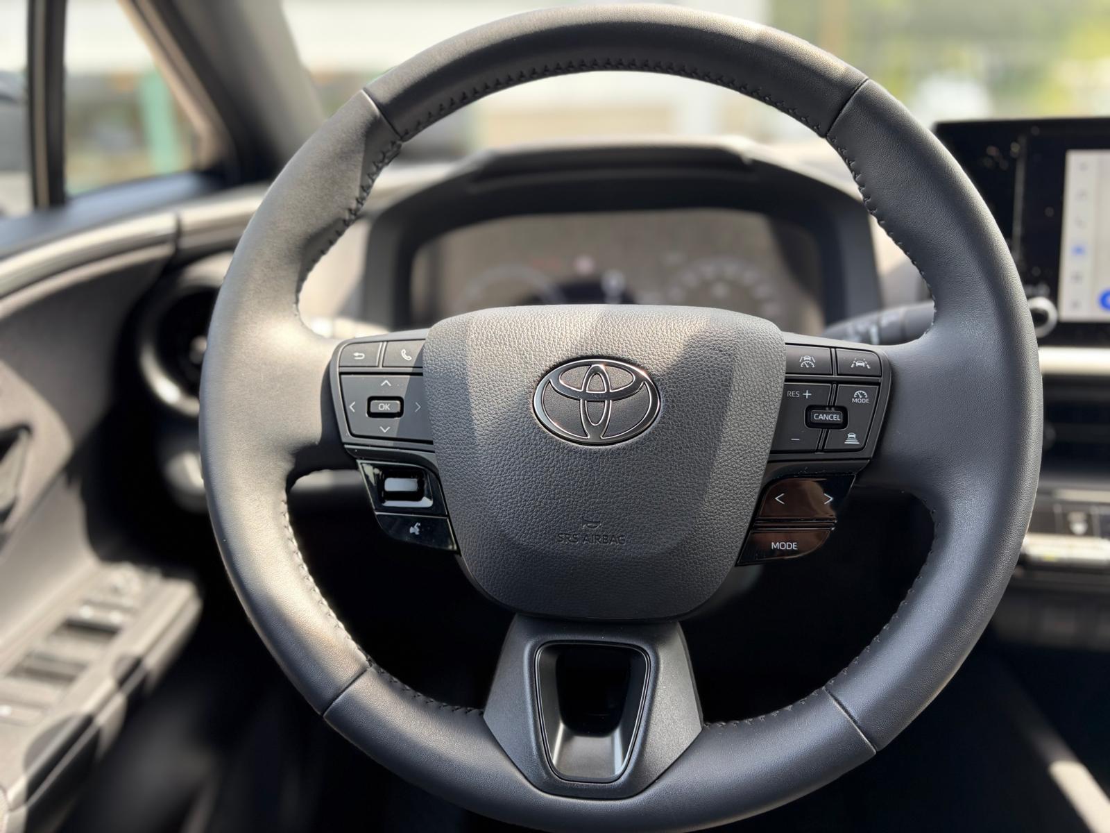 TOYOTA C-HR 1.8 HSD CVT Comfort-image-13