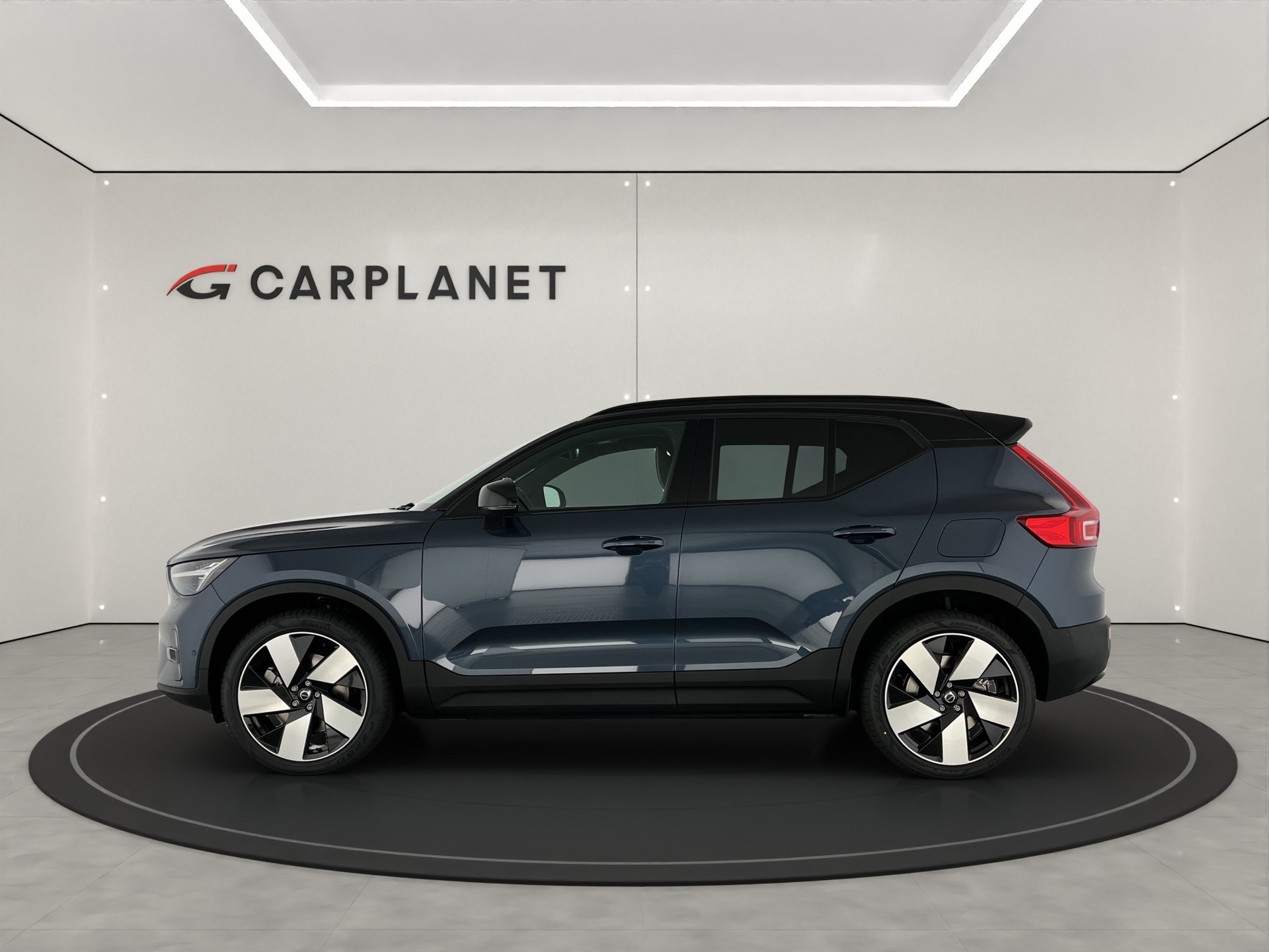 VOLVO EX40 Twin Ultra Xcentric AWD-image-4