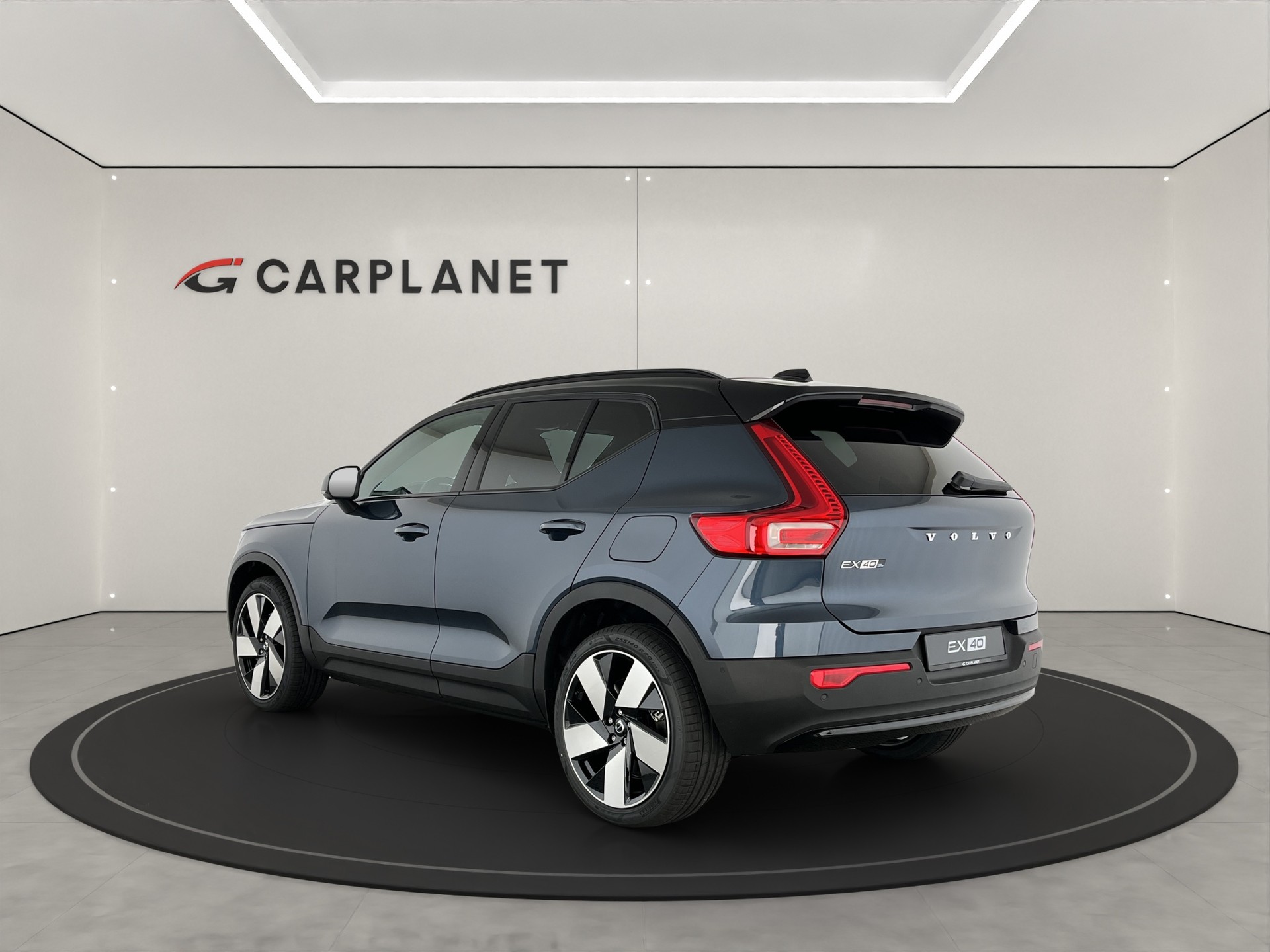 VOLVO EX40 Twin Ultra Xcentric AWD-image-3