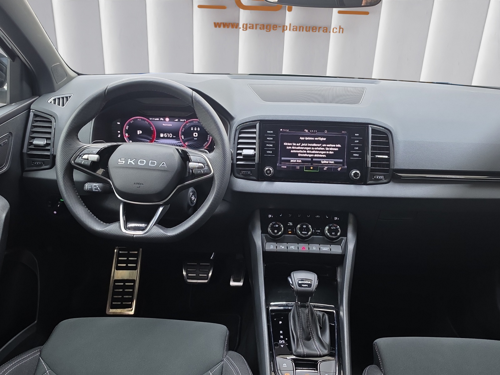 SKODA Karoq 2.0 TSI SportLine 4x4 DSG-image-11
