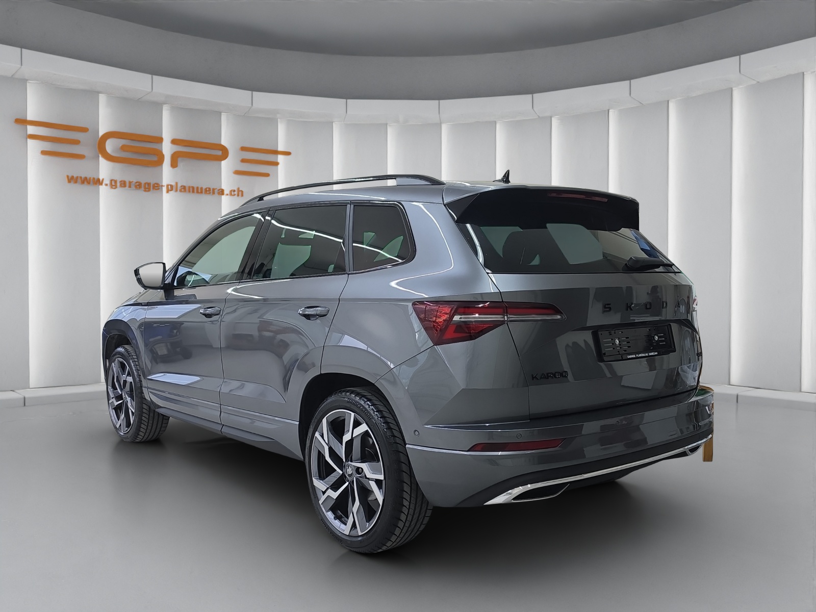 SKODA Karoq 2.0 TSI SportLine 4x4 DSG-image-4