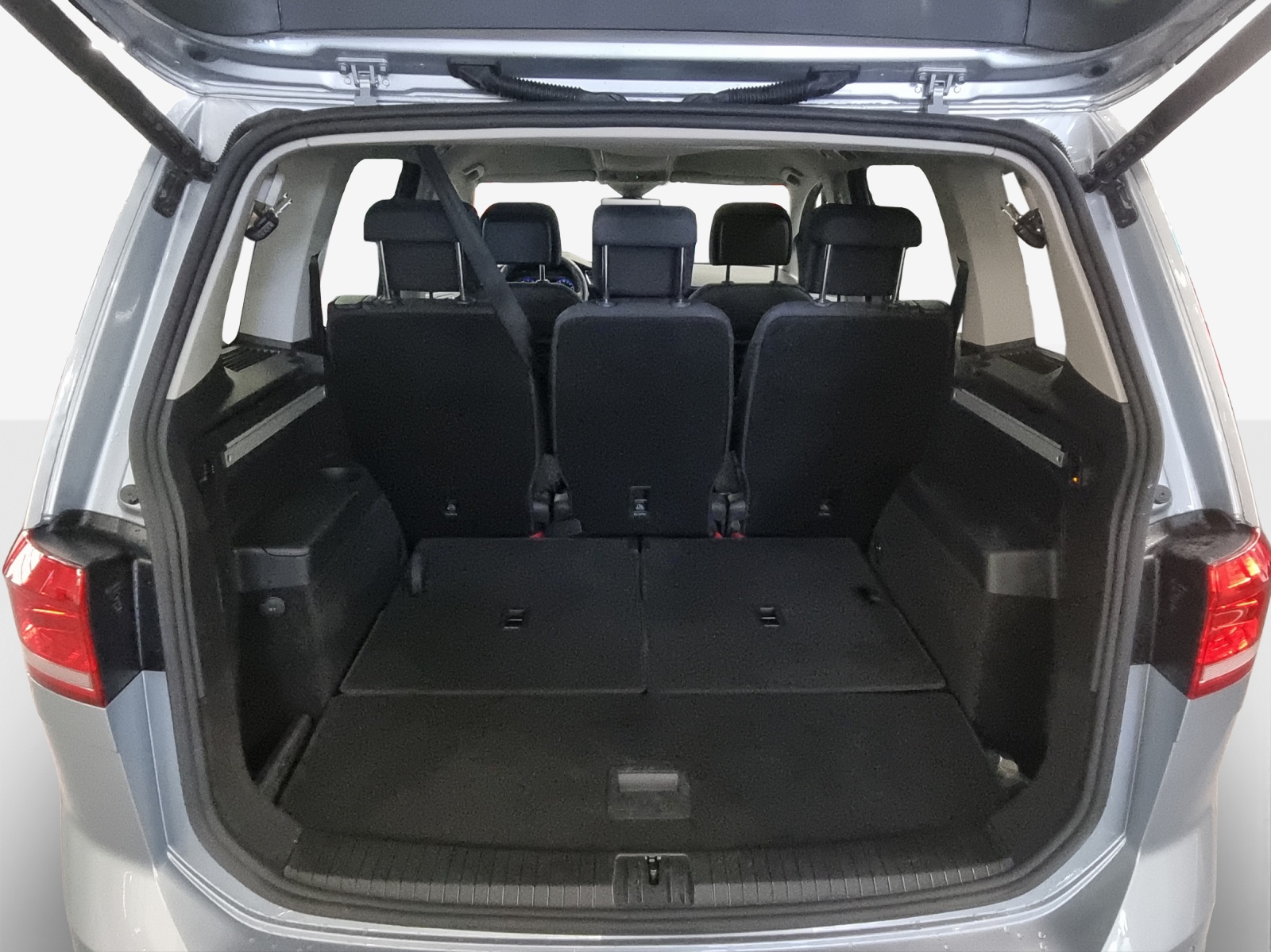 VW Touran 1.5 TSI EVO Highline DSG-image-12