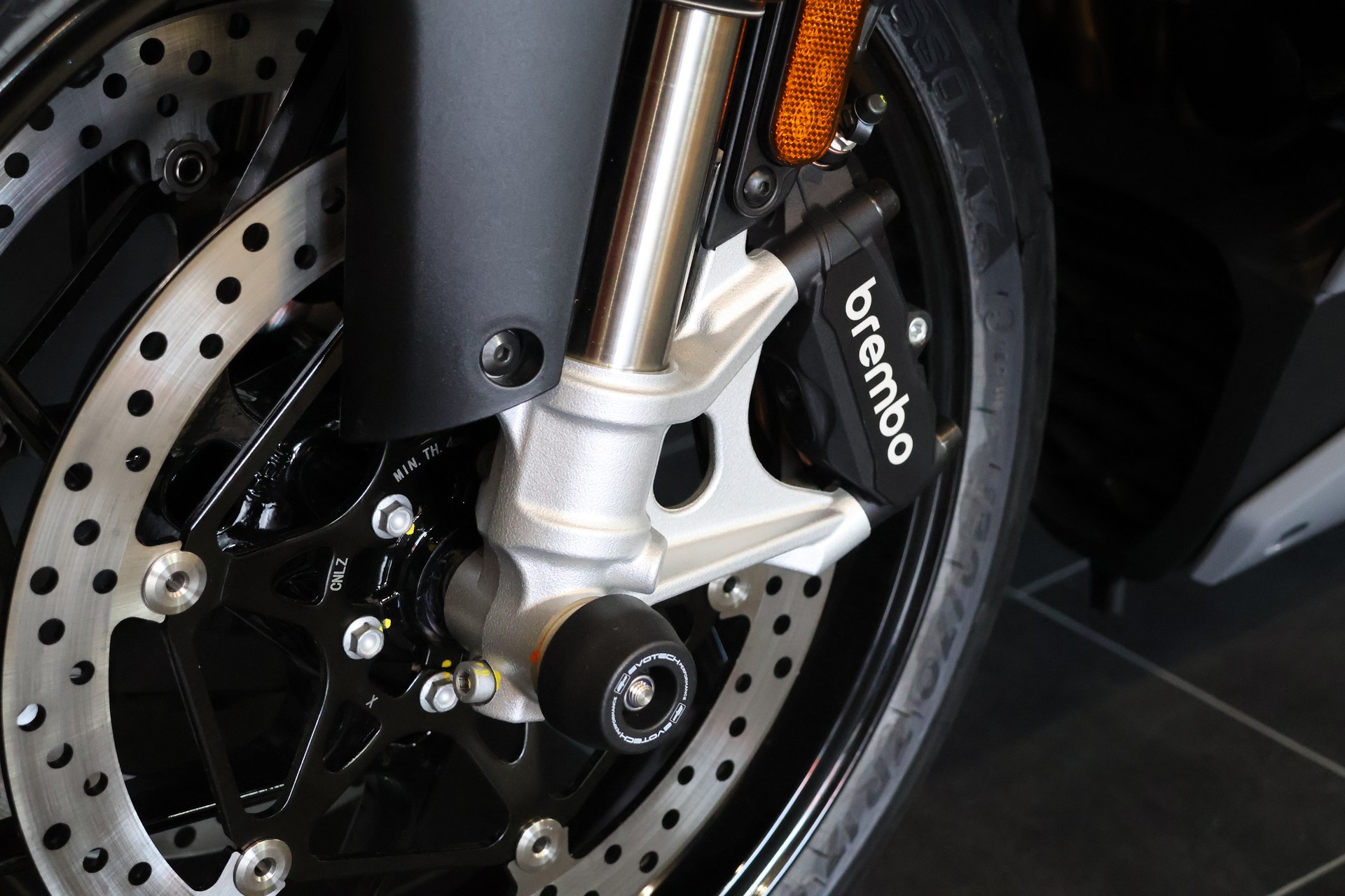 APRILIA RS 660 E5+ nardo grau extended (105ps)-image-6