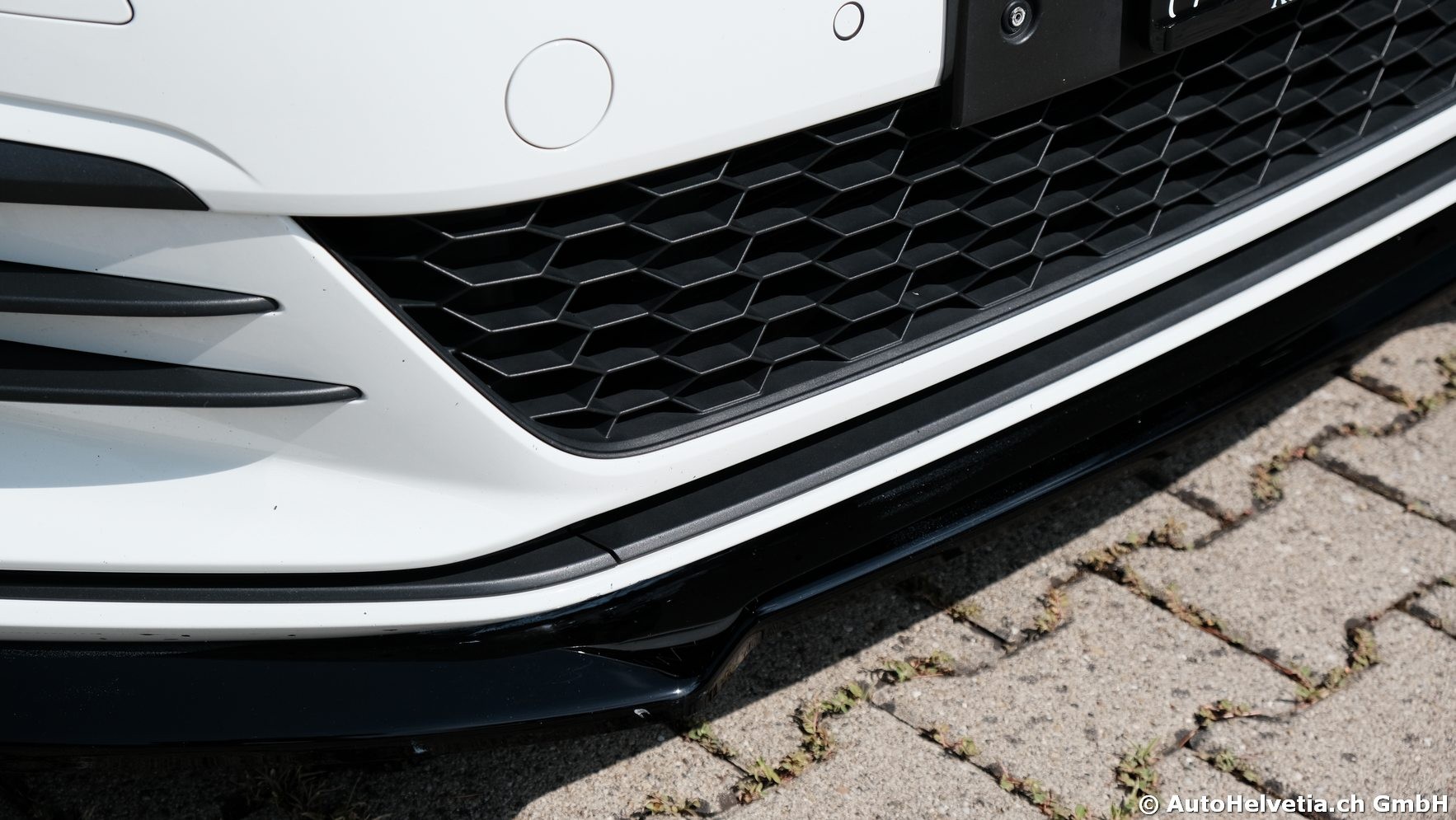 VW Golf 2.0 TSI GTI TCR - DSG-image-12