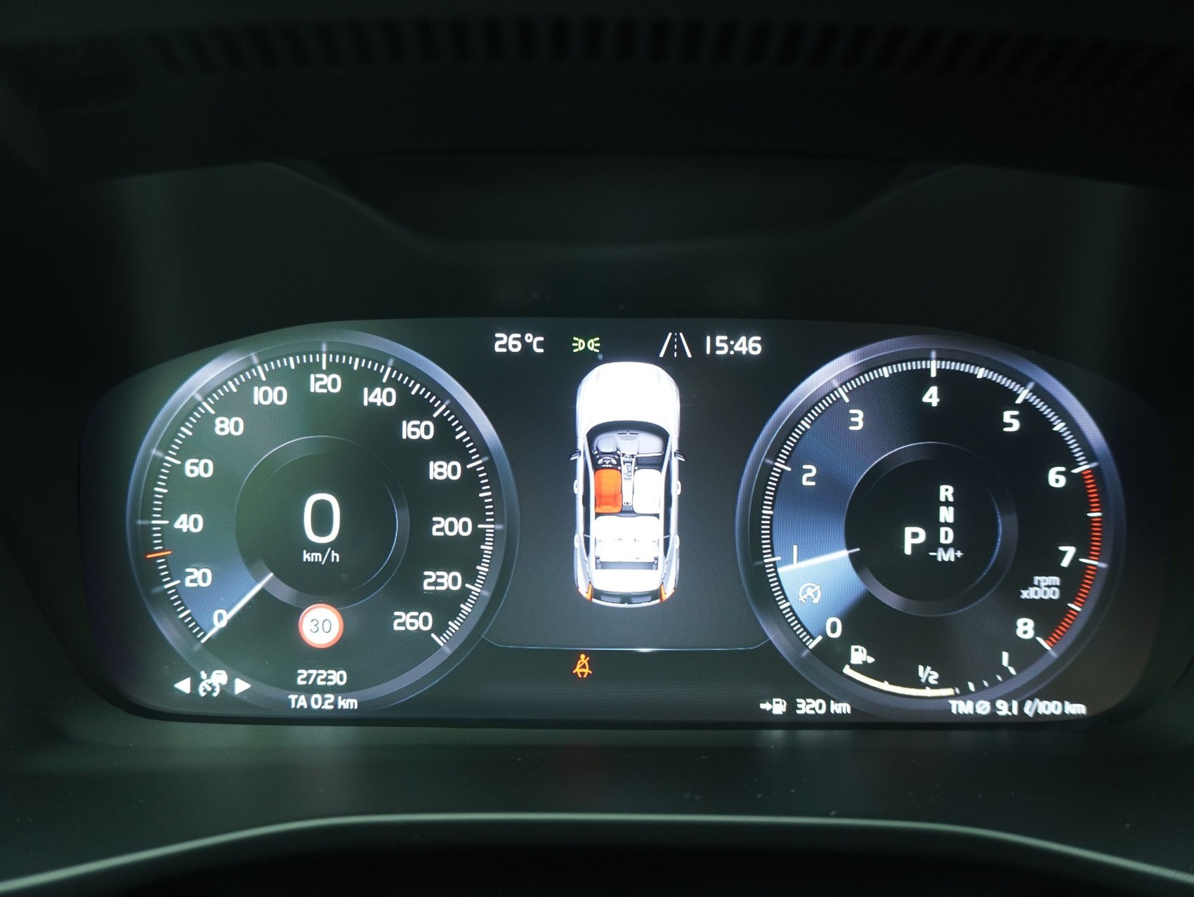 VOLVO XC40 2.0 T4 R-Design AWD-image-19