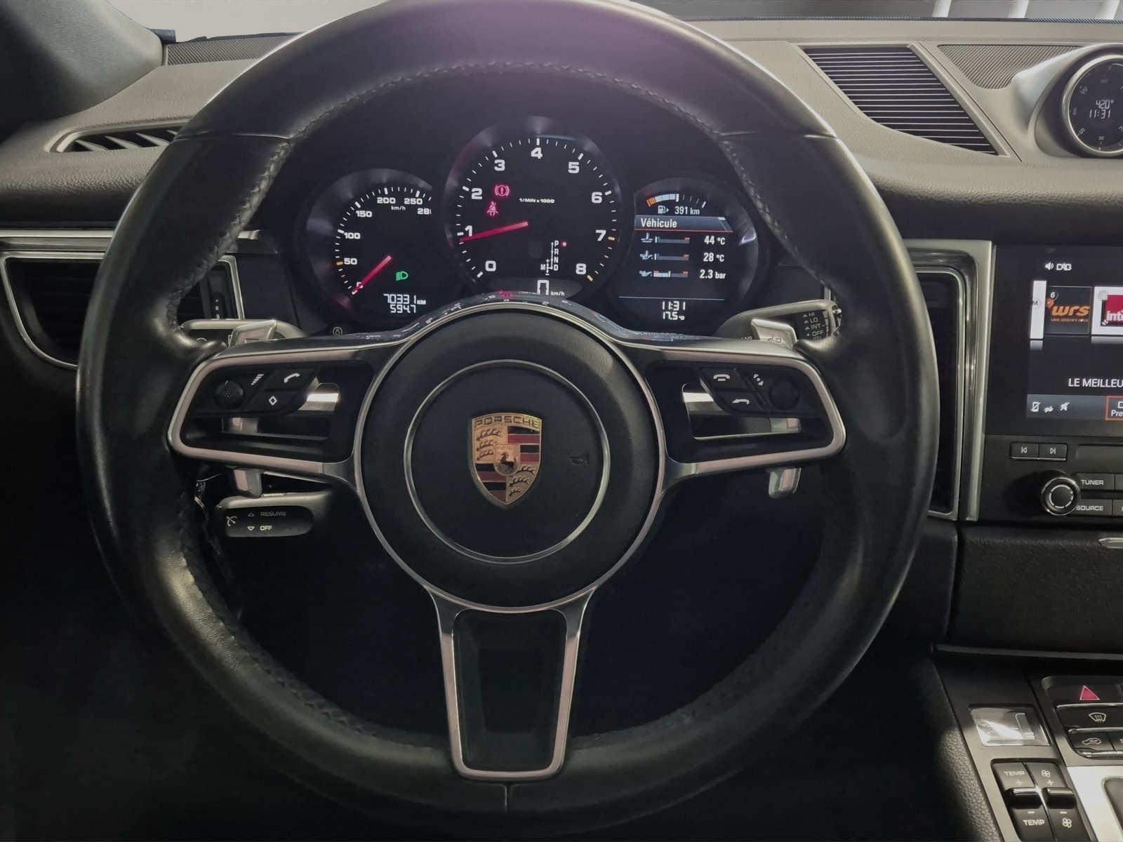 PORSCHE Macan PDK-image-9