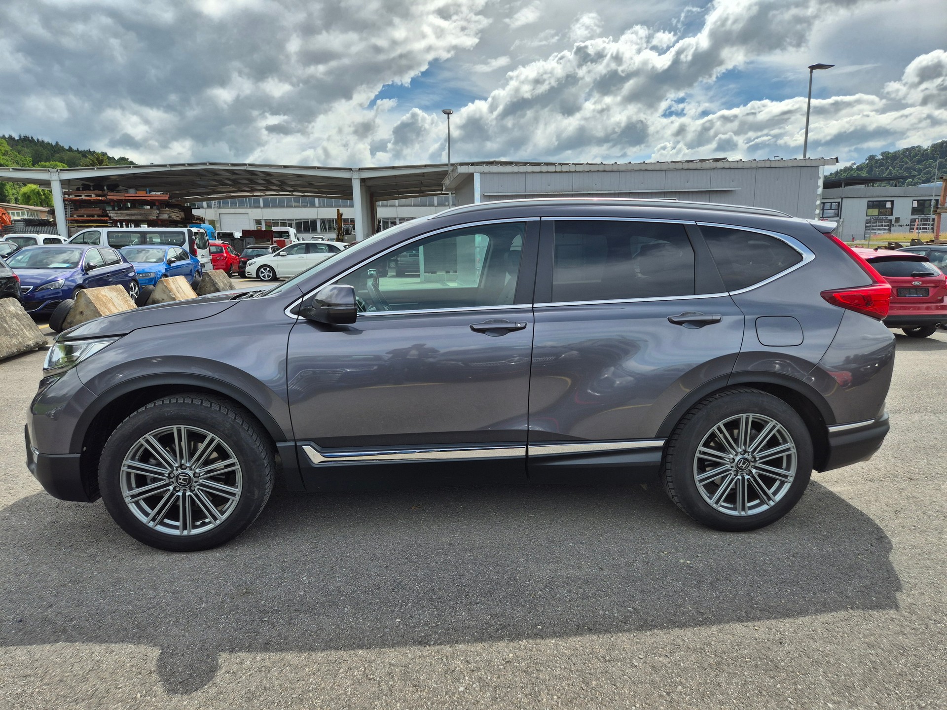 HONDA CR-V 1.5 i-VTEC Elegance 4WD Automatic-image-15