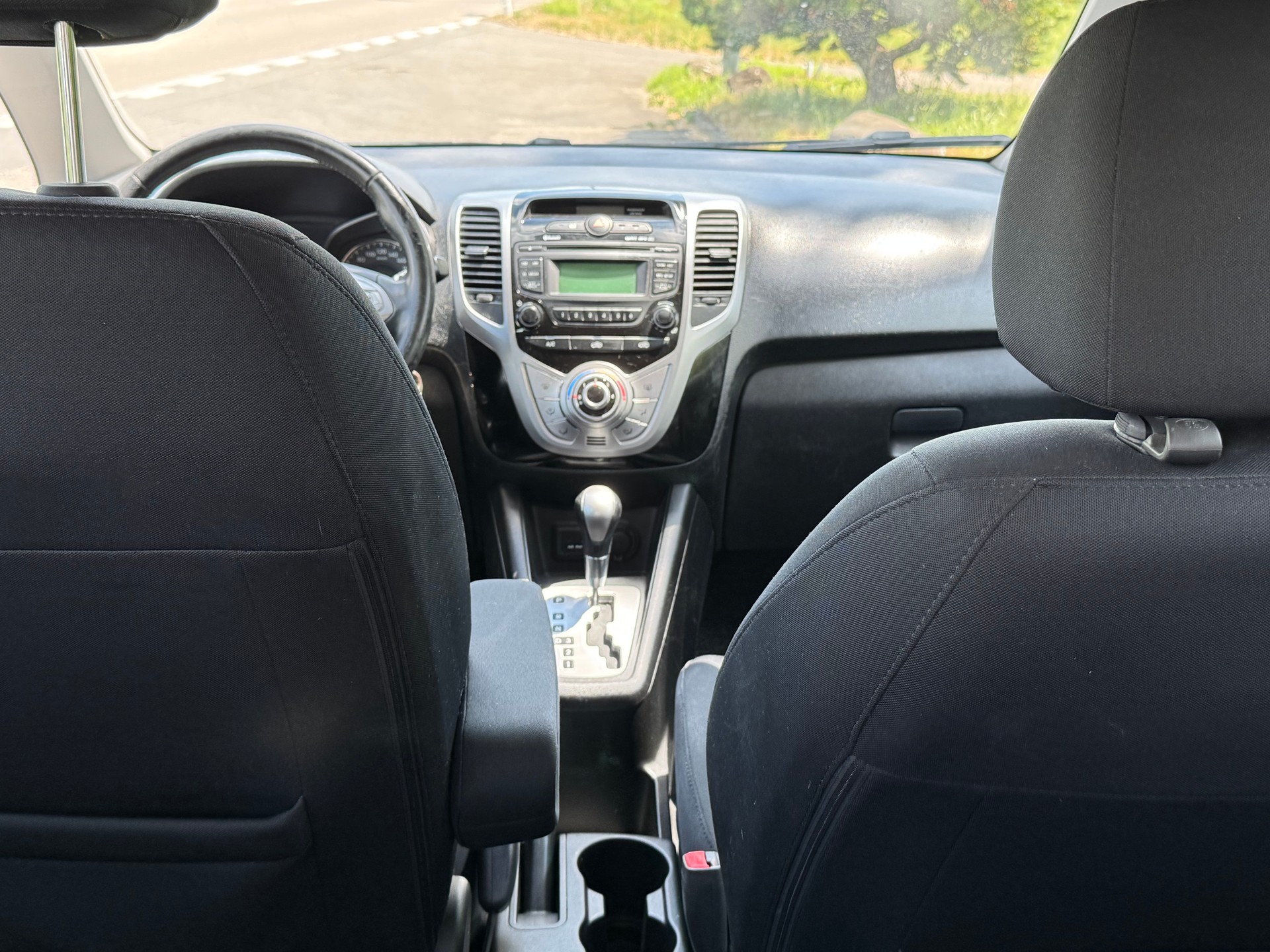 HYUNDAI iX20 1.6 Style Automatic-image-7