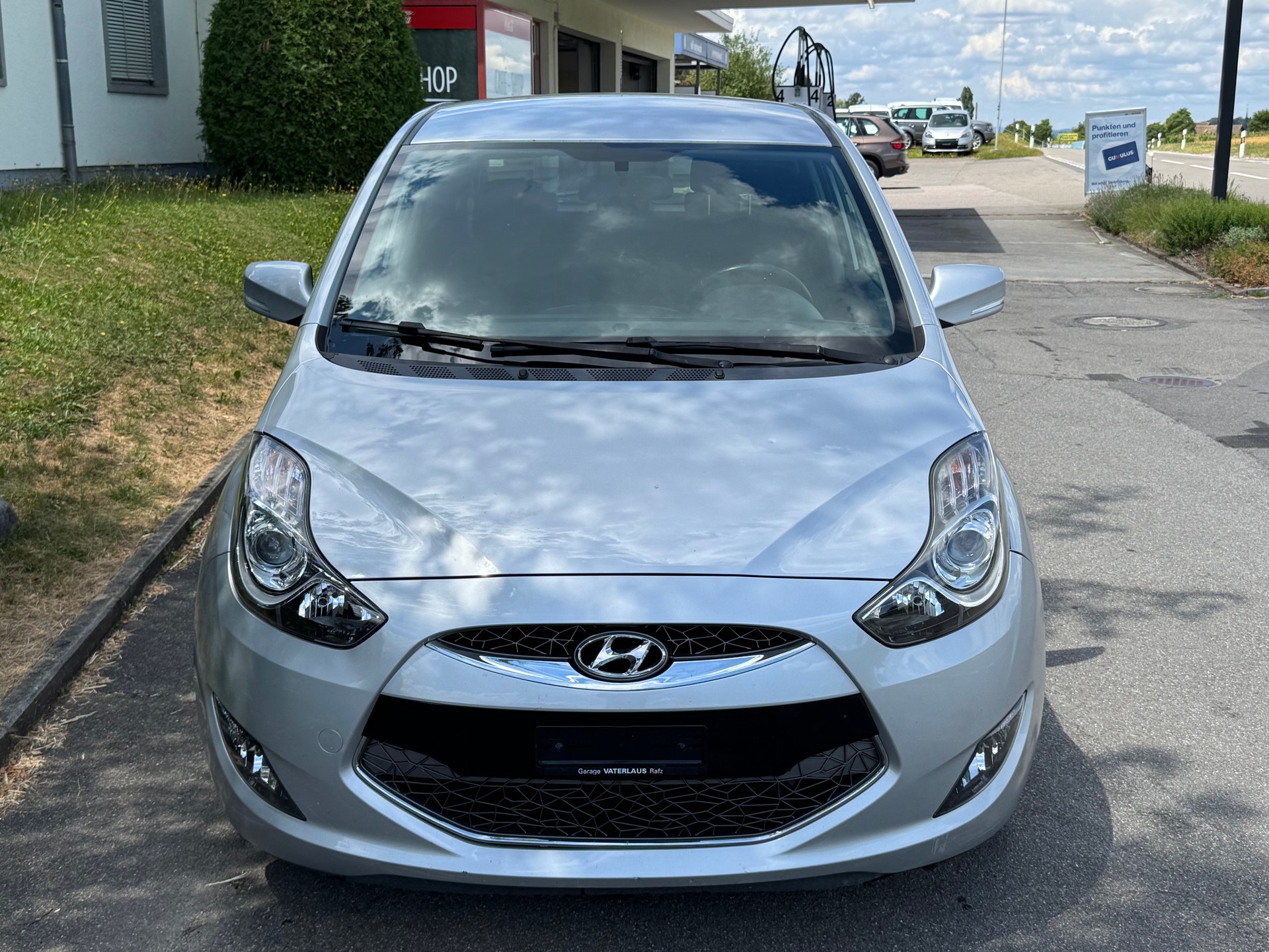 HYUNDAI iX20 1.6 Style Automatic-image-1