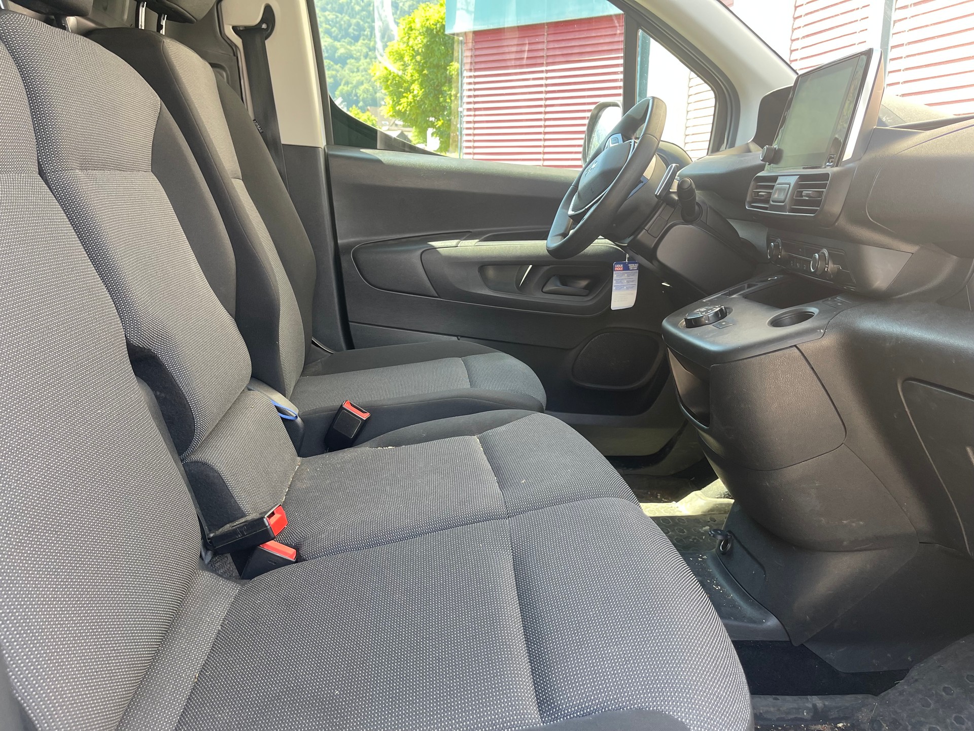PEUGEOT Partner 1.5 Blue HDi s/s Asphalt Long EAT8 1000kg-image-9