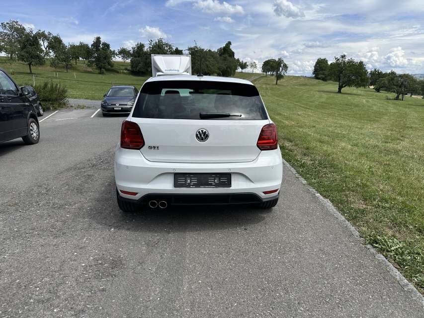 VW Polo 1.8 TSI GTI DSG-image-4