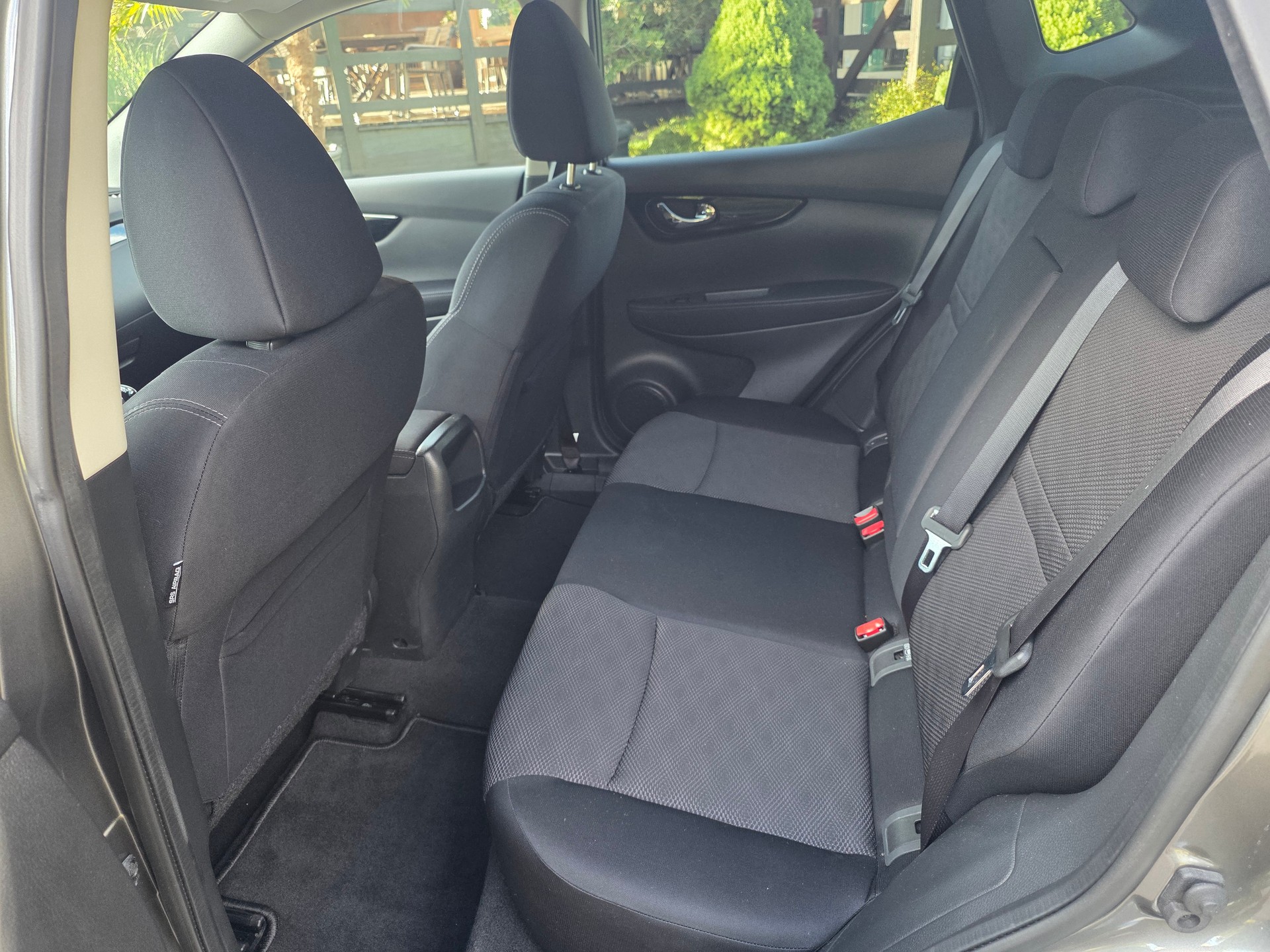 NISSAN Qashqai 1.2 DIG-T acenta ☆☆☆ Inklusive frischer MFK ☆☆☆ Rückfahrkamera ☆☆☆-image-9