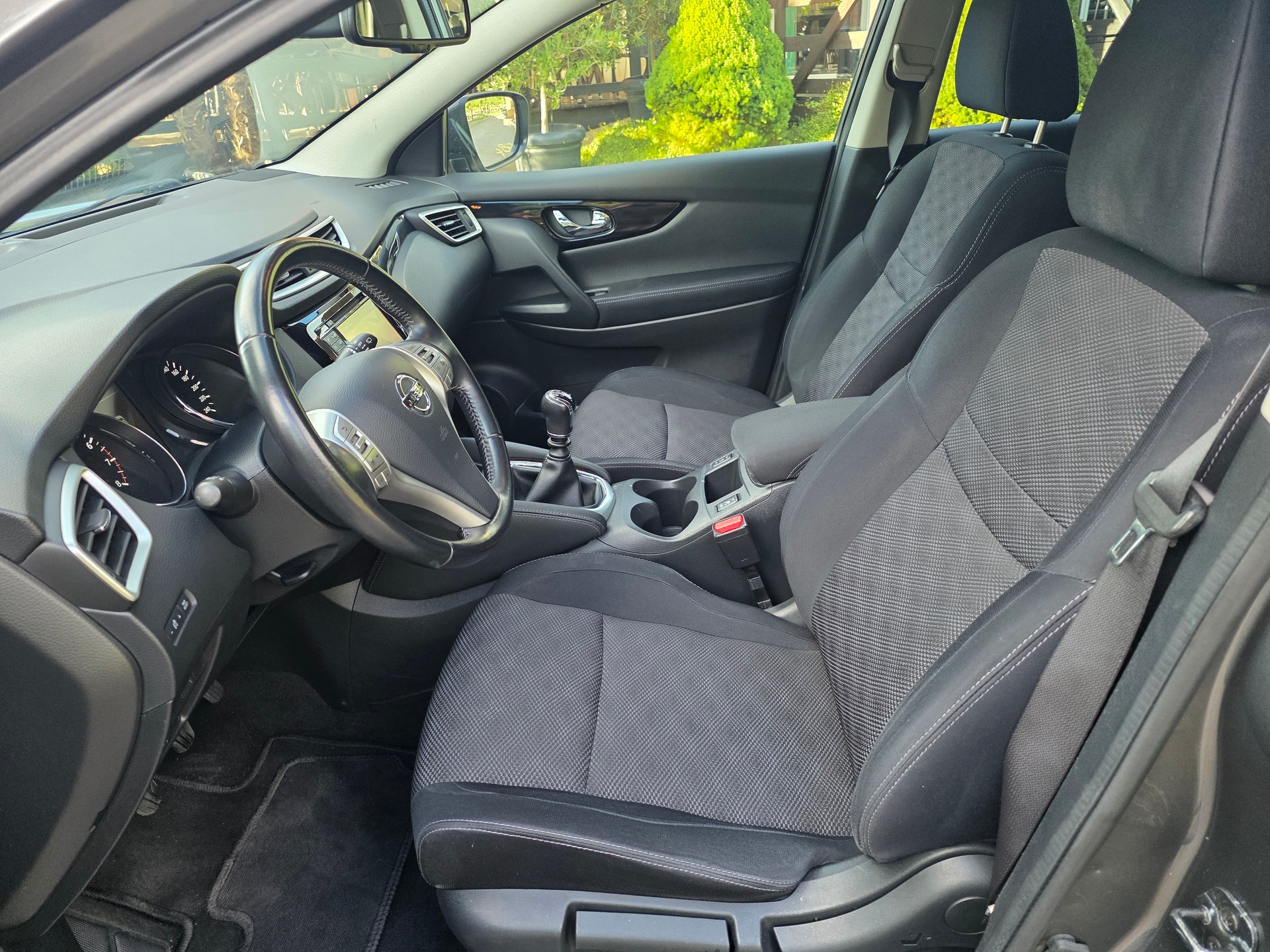 NISSAN Qashqai 1.2 DIG-T acenta ☆☆☆ Inklusive frischer MFK ☆☆☆ Rückfahrkamera ☆☆☆-image-8