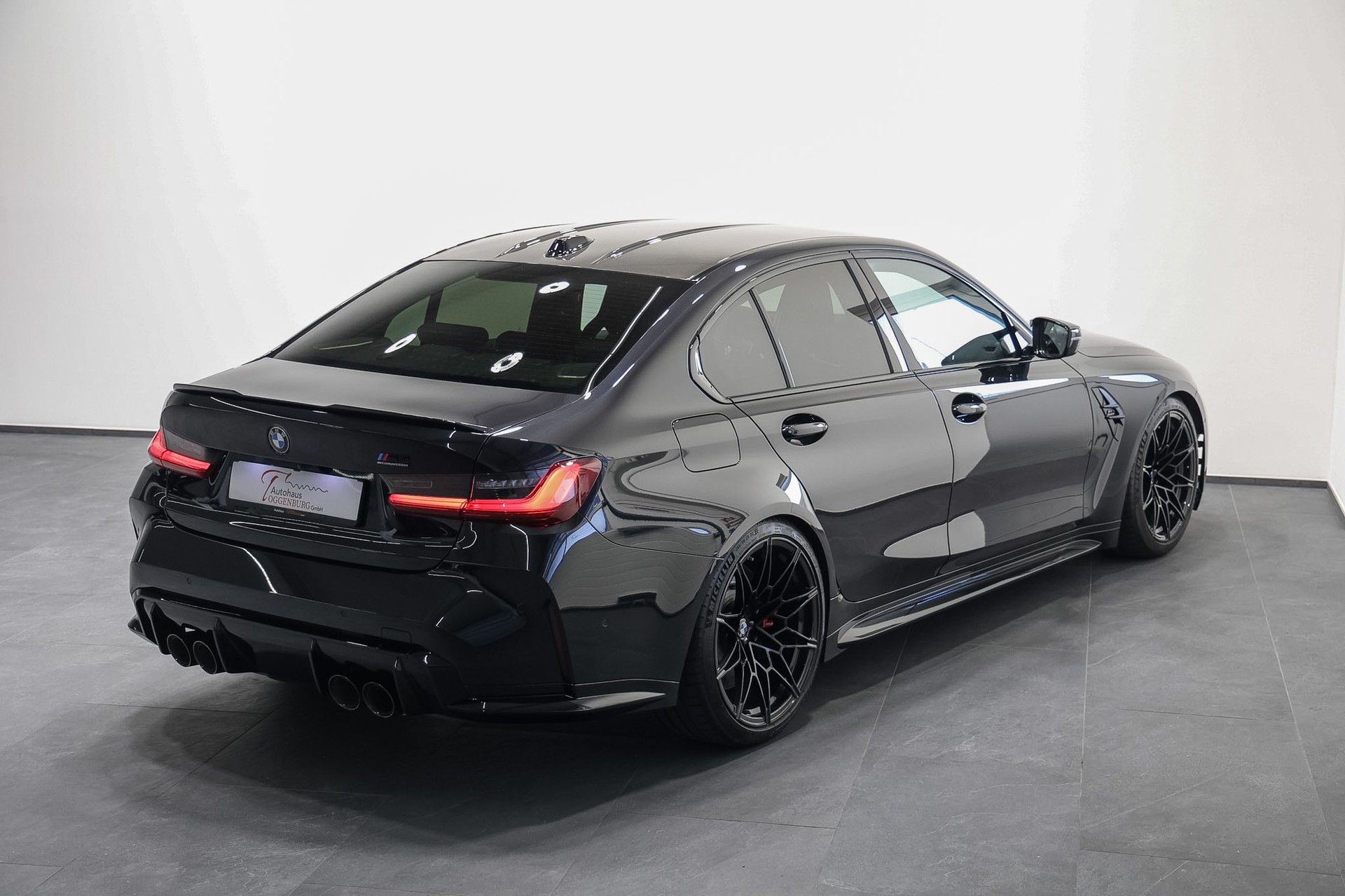 BMW M3 Competition M xDrive *M Drivers Package*KW Tieferlegung*-image-8