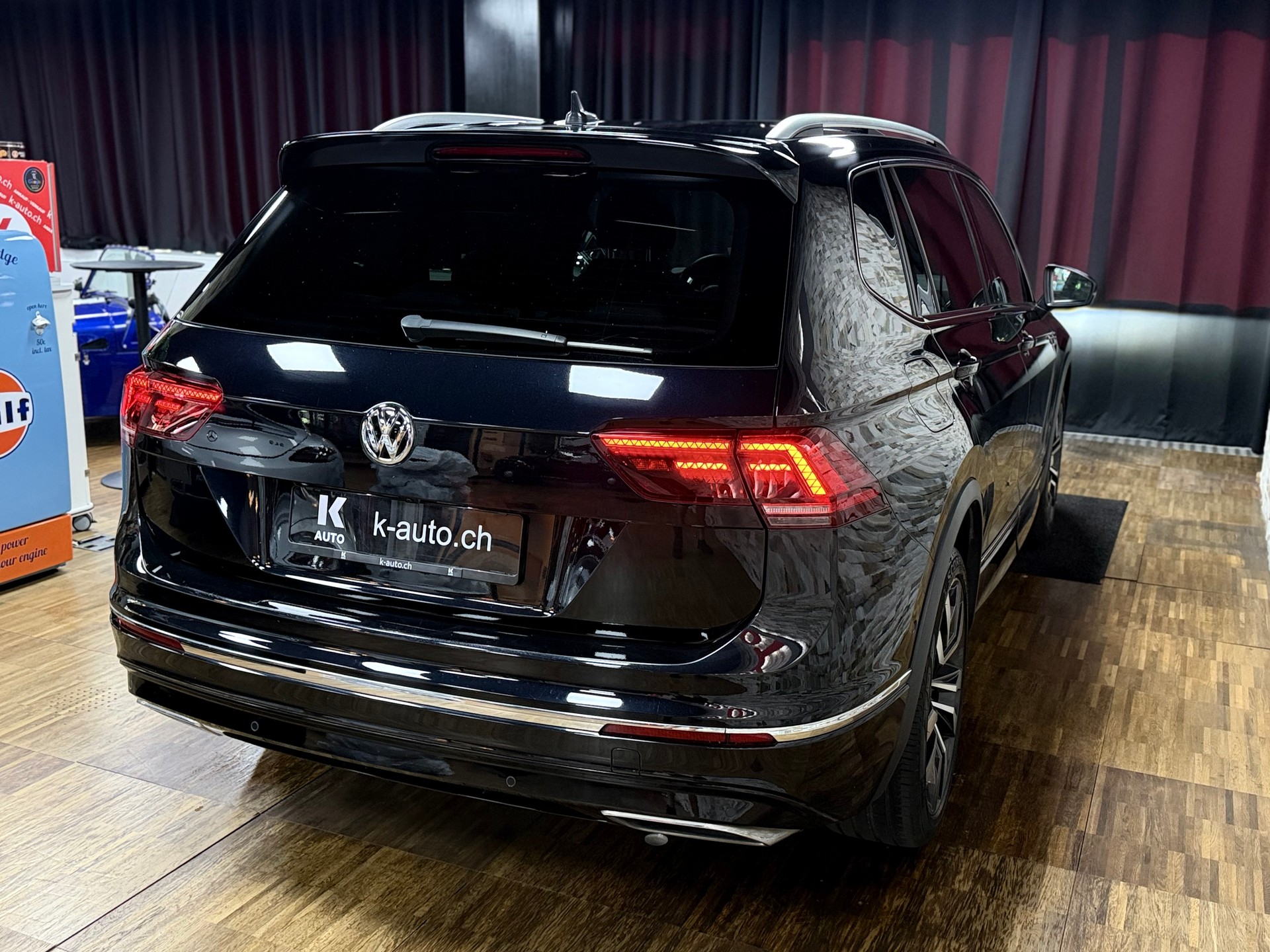 VW Tiguan Allspace 2.0TSI R-Line 4Motion DSG-image-3