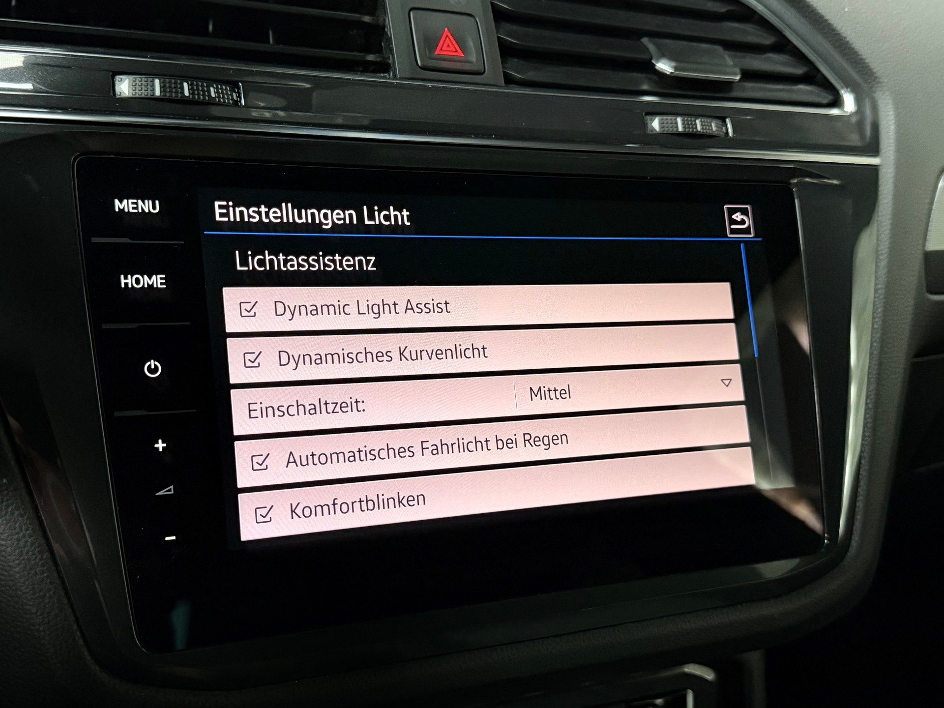 VW Tiguan Allspace 2.0TSI R-Line 4Motion DSG-image-21