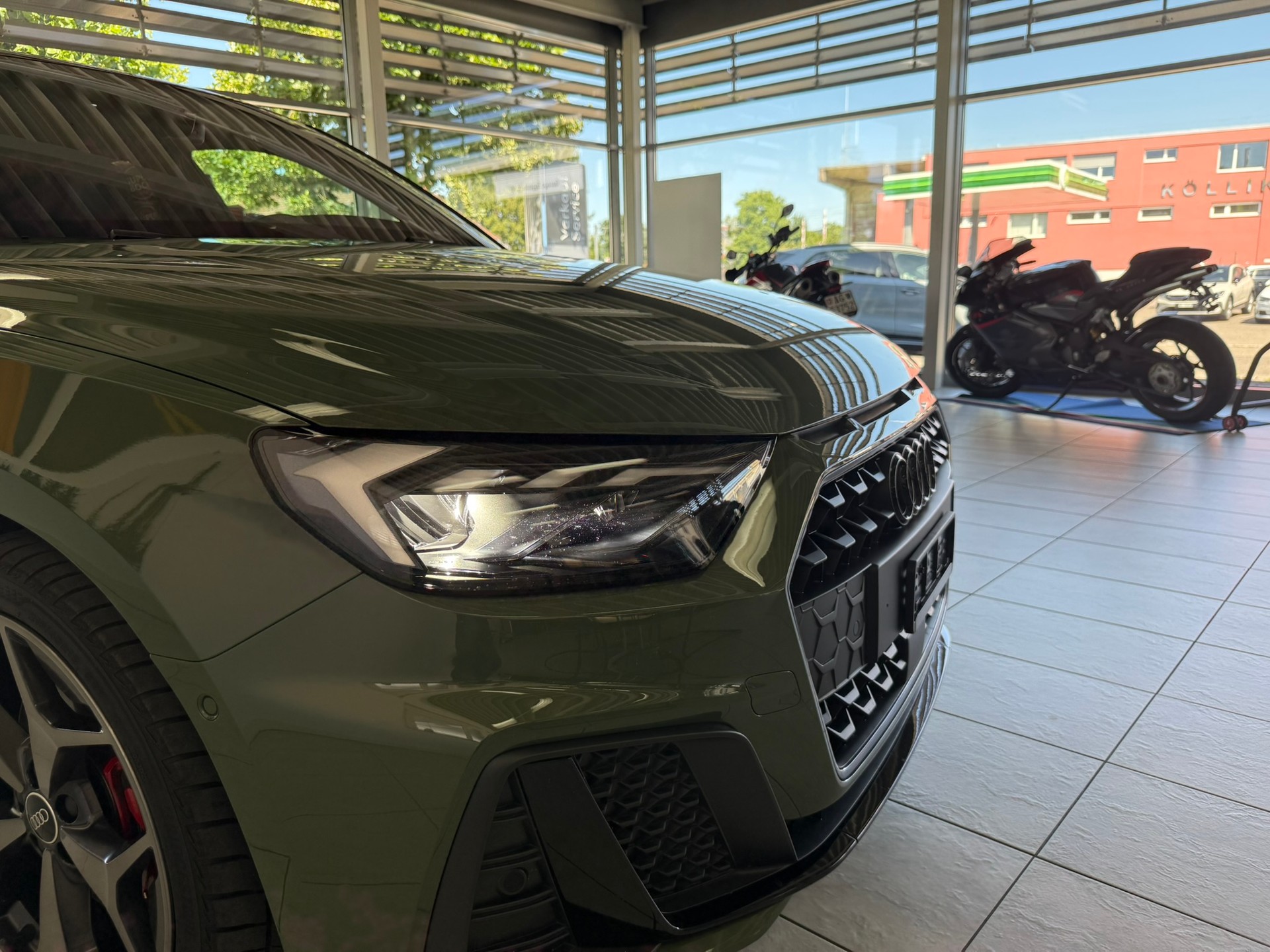 AUDI A1 Sportback 40 TFSI S Line S-tronic, distriktgrün met.-image-28