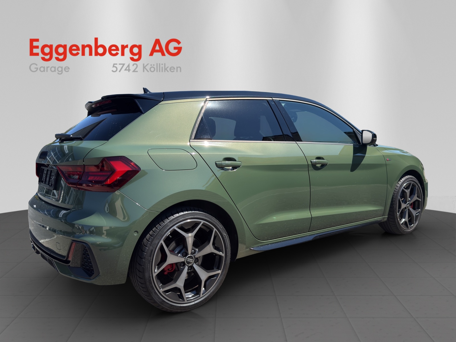 AUDI A1 Sportback 40 TFSI S Line S-tronic, distriktgrün met.-image-4