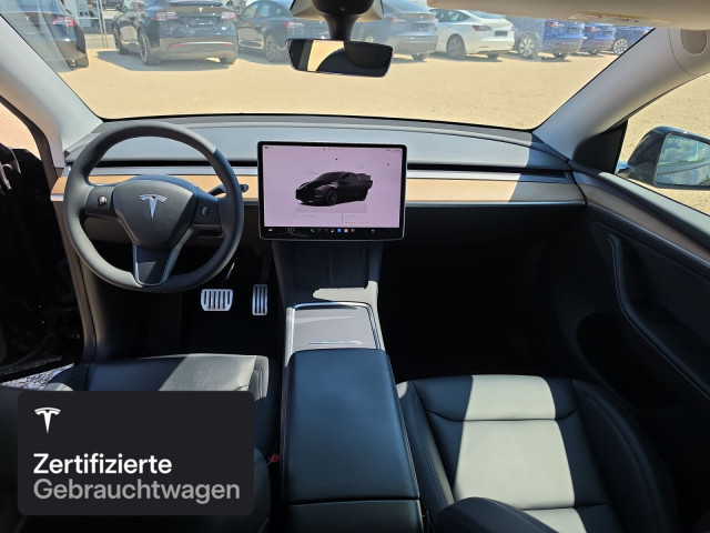TESLA Model Y Performance-image-8