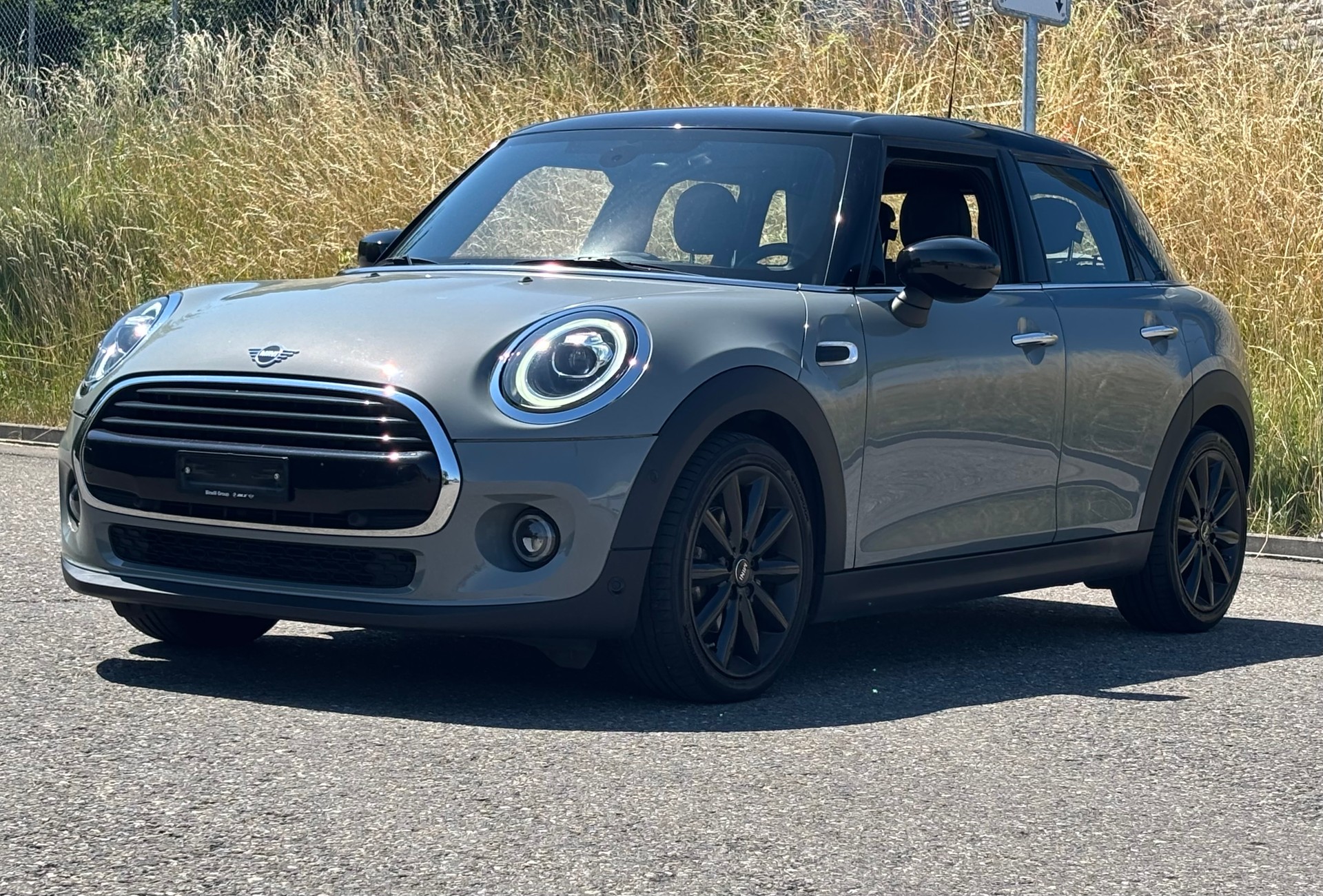 MINI Cooper Steptronic DKG 5- Doors-image-0
