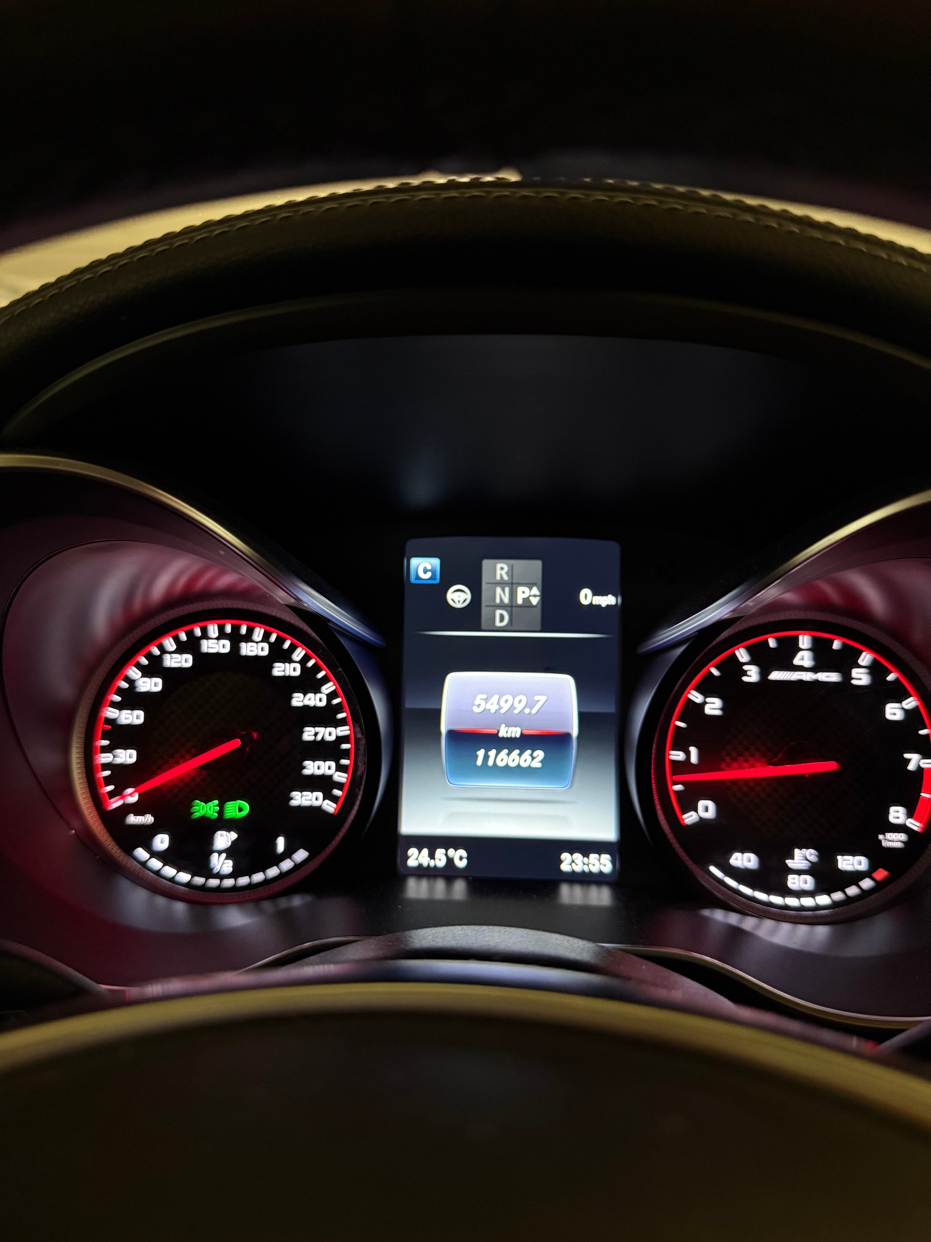 MERCEDES-BENZ C 63 S AMG-image-4