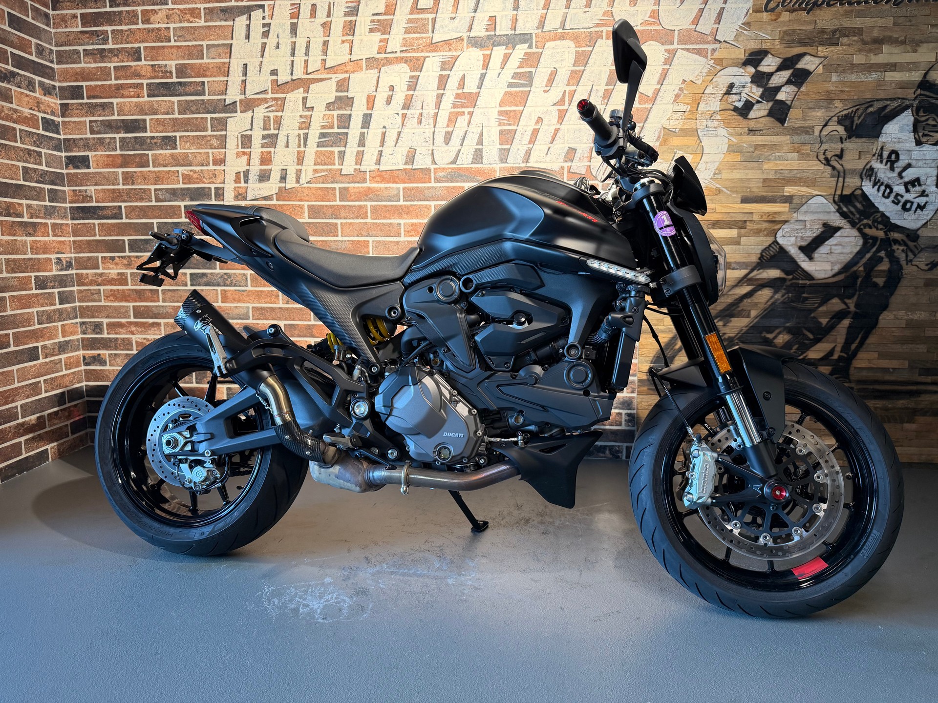 DUCATI Monster + 937 Dark Staealth (35 KW possible)-image-9