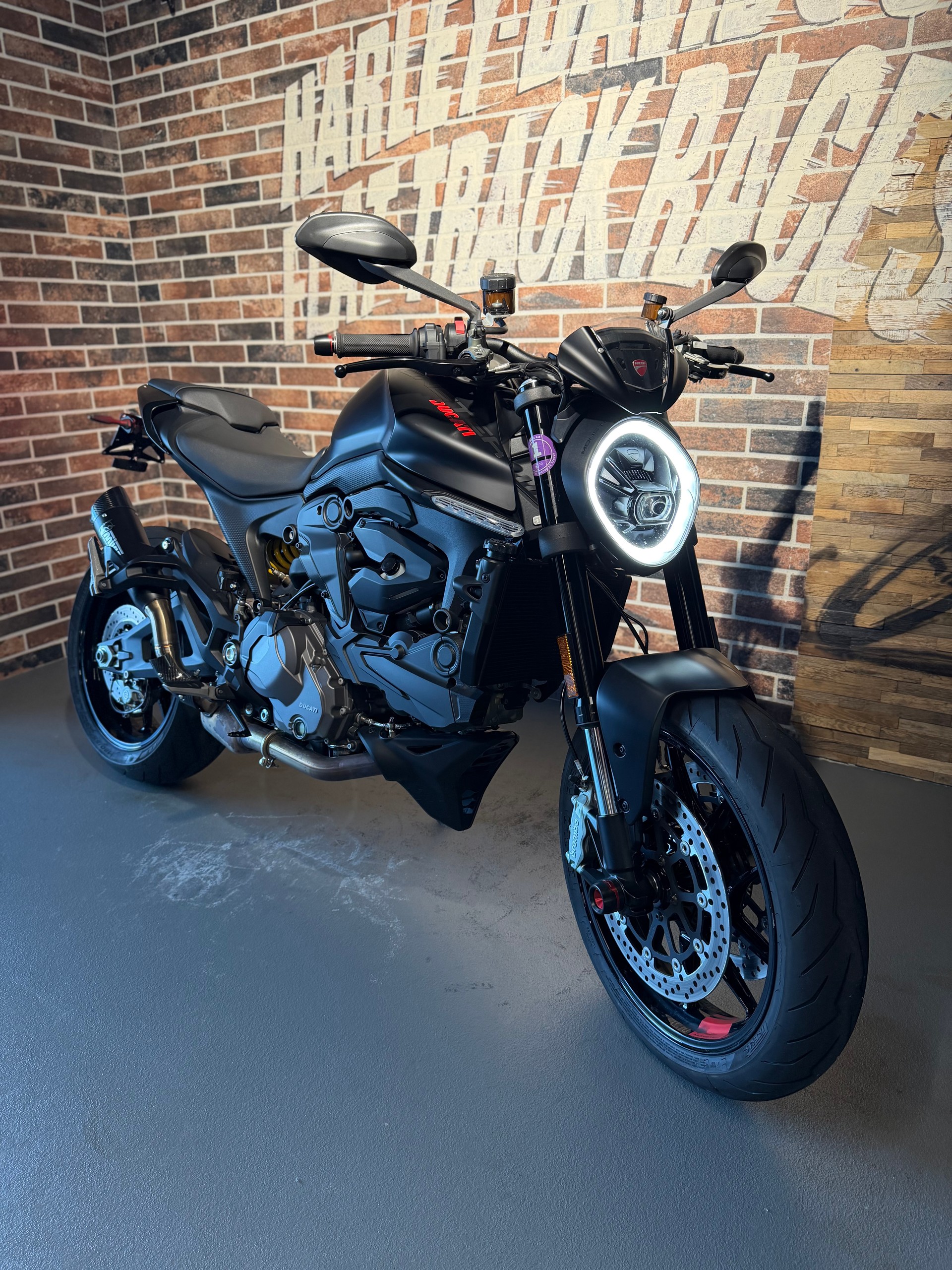 DUCATI Monster + 937 Dark Staealth (35 KW possible)-image-5