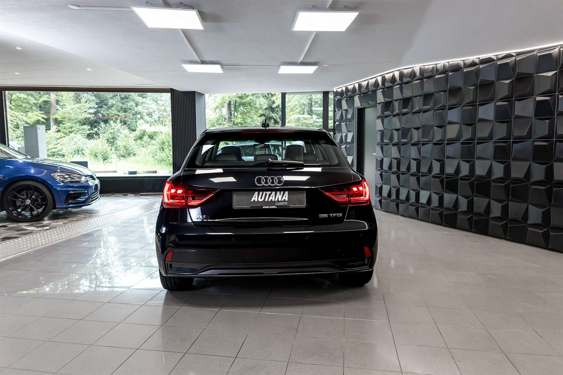 AUDI A1 Sportback 35 TFSI advanced S-tronic-image-4