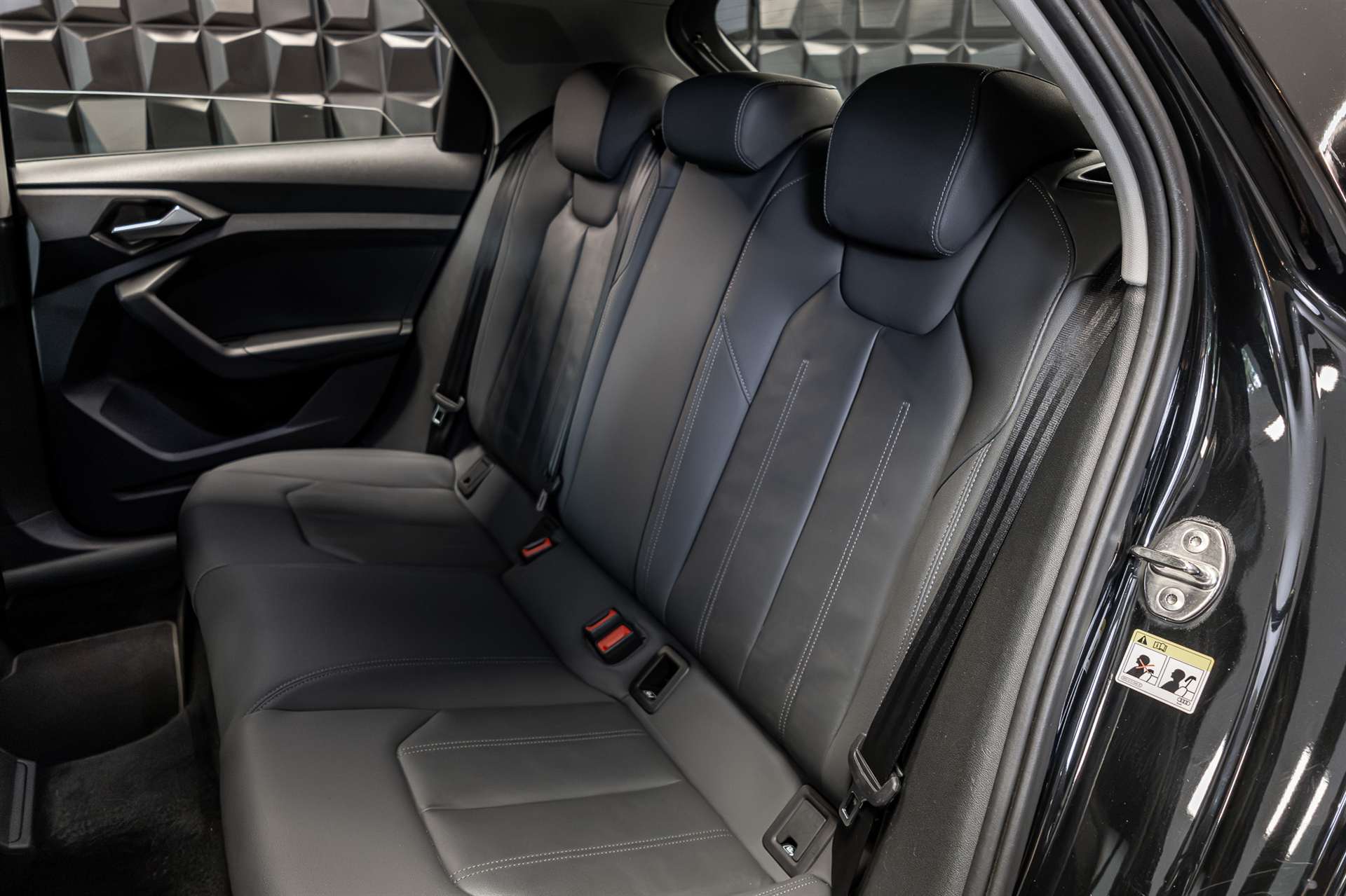 AUDI A1 Sportback 35 TFSI advanced S-tronic-image-20