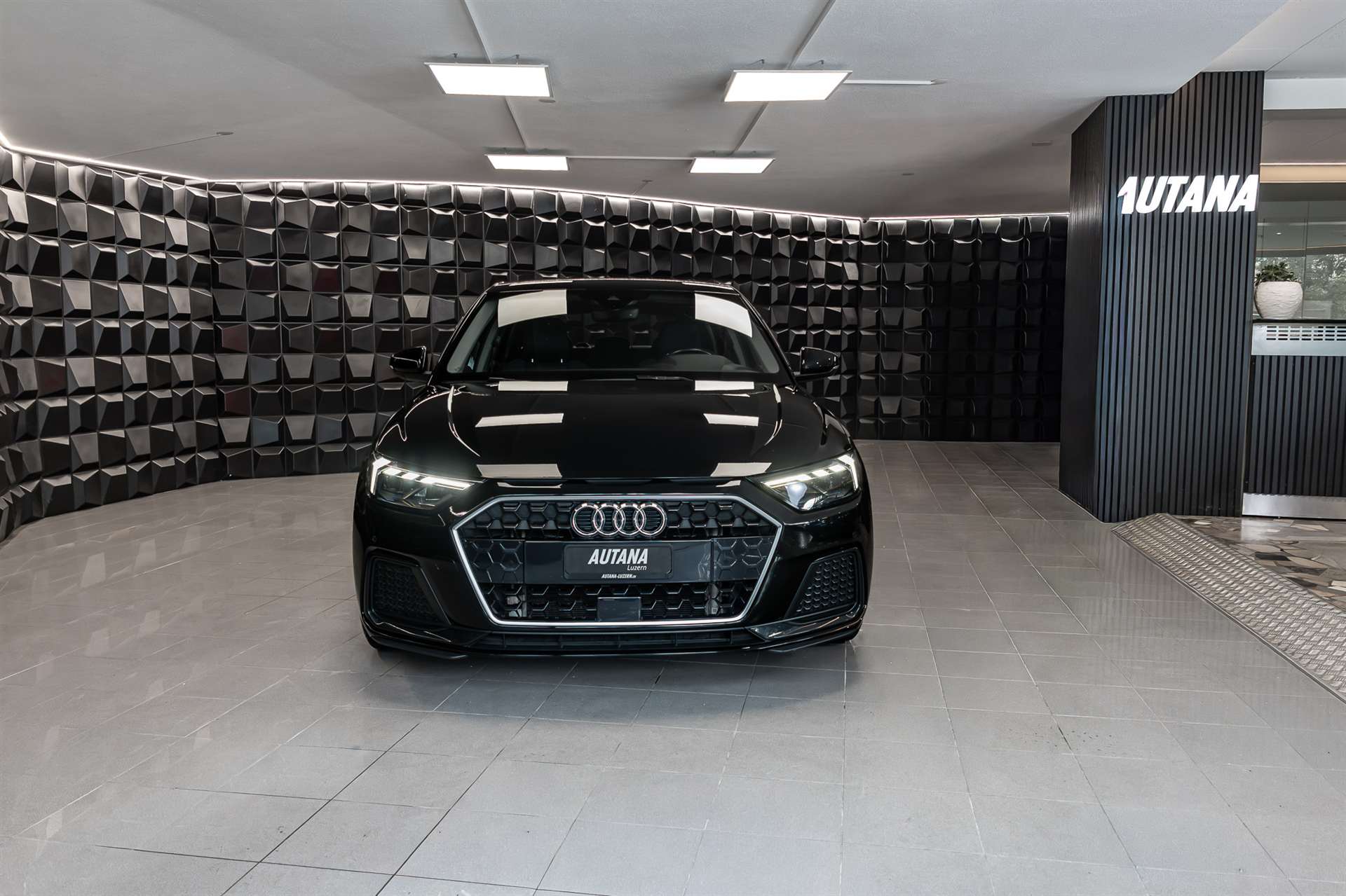 AUDI A1 Sportback 35 TFSI advanced S-tronic-image-3