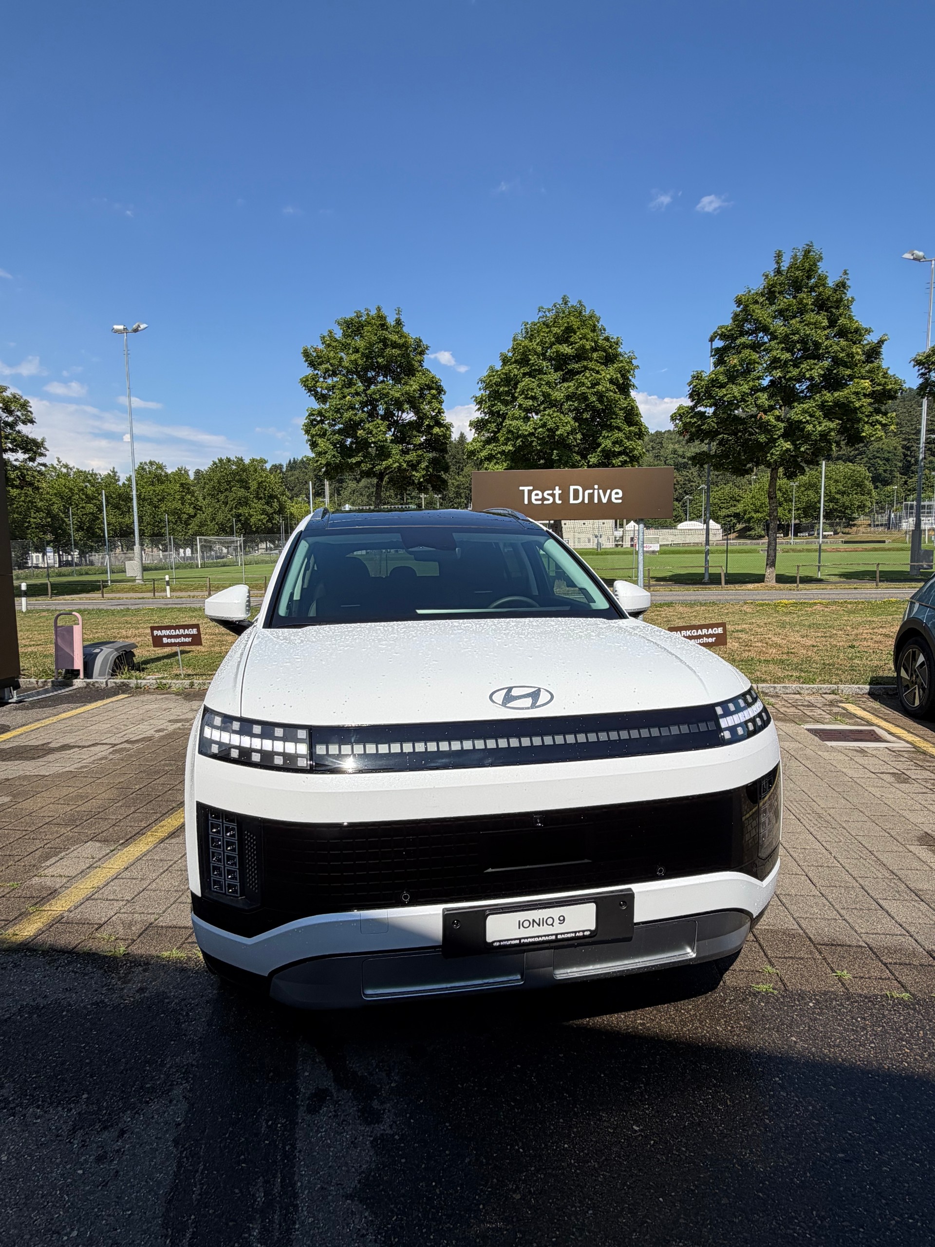 HYUNDAI Ioniq 9 110kWh Vertex 4WD-image-4