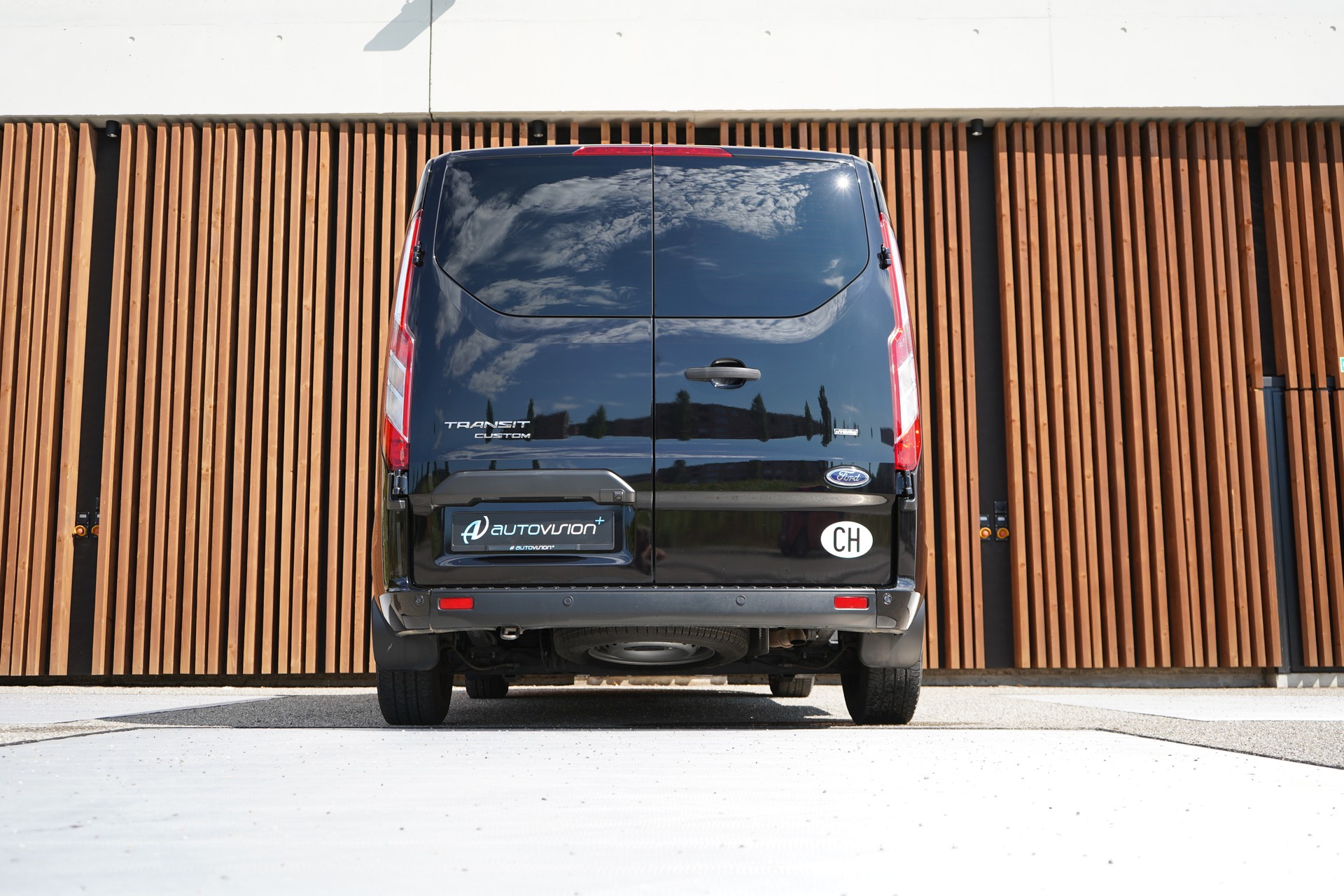 FORD TRANSIT CUSTOM 1.0 ECO BOOST 320 L1H1 TREND PHEV l 126 PS-image-15