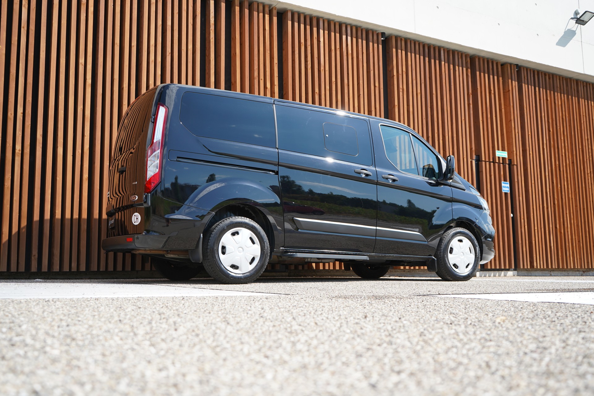 FORD TRANSIT CUSTOM 1.0 ECO BOOST 320 L1H1 TREND PHEV l 126 PS-image-6
